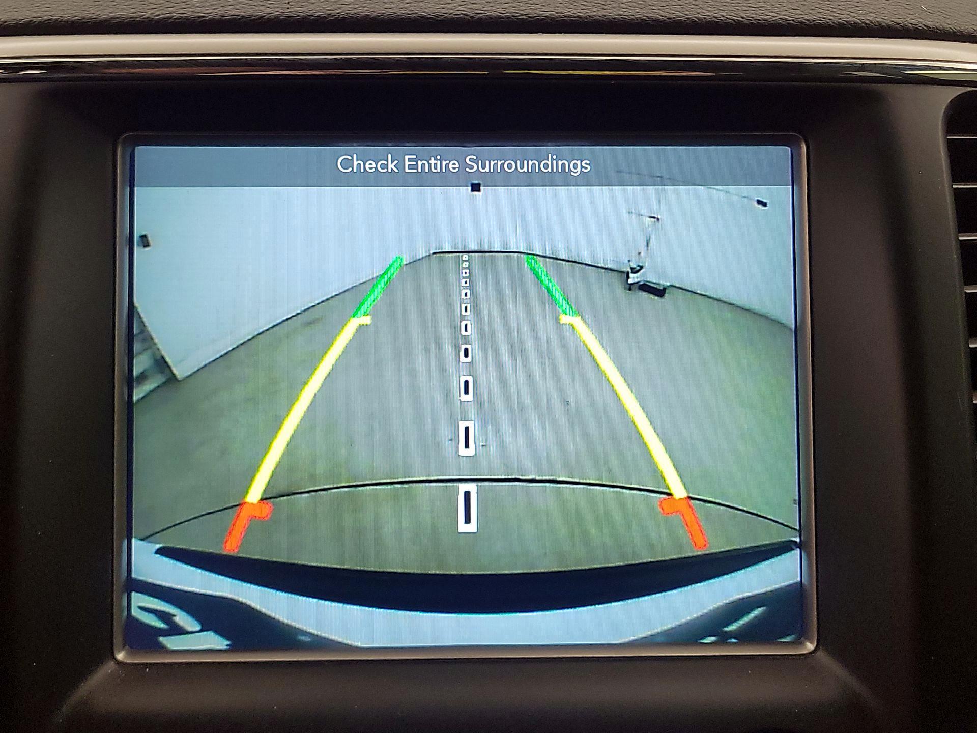 Thumbnail: 2018 Jeep Grand Cherokee - 15