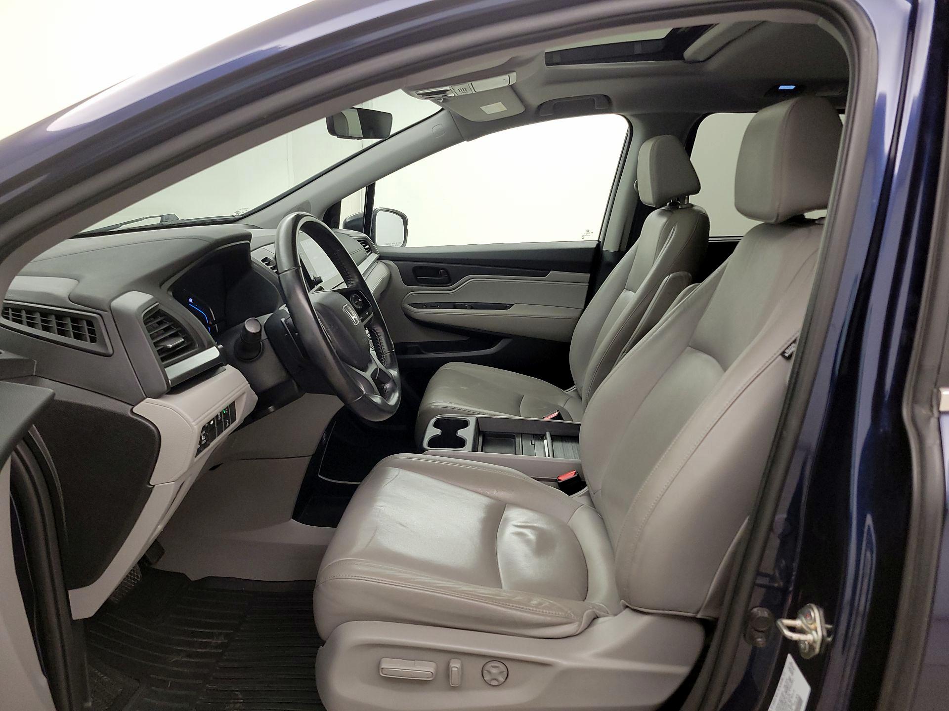 Thumbnail: 2019 Honda Odyssey - 11