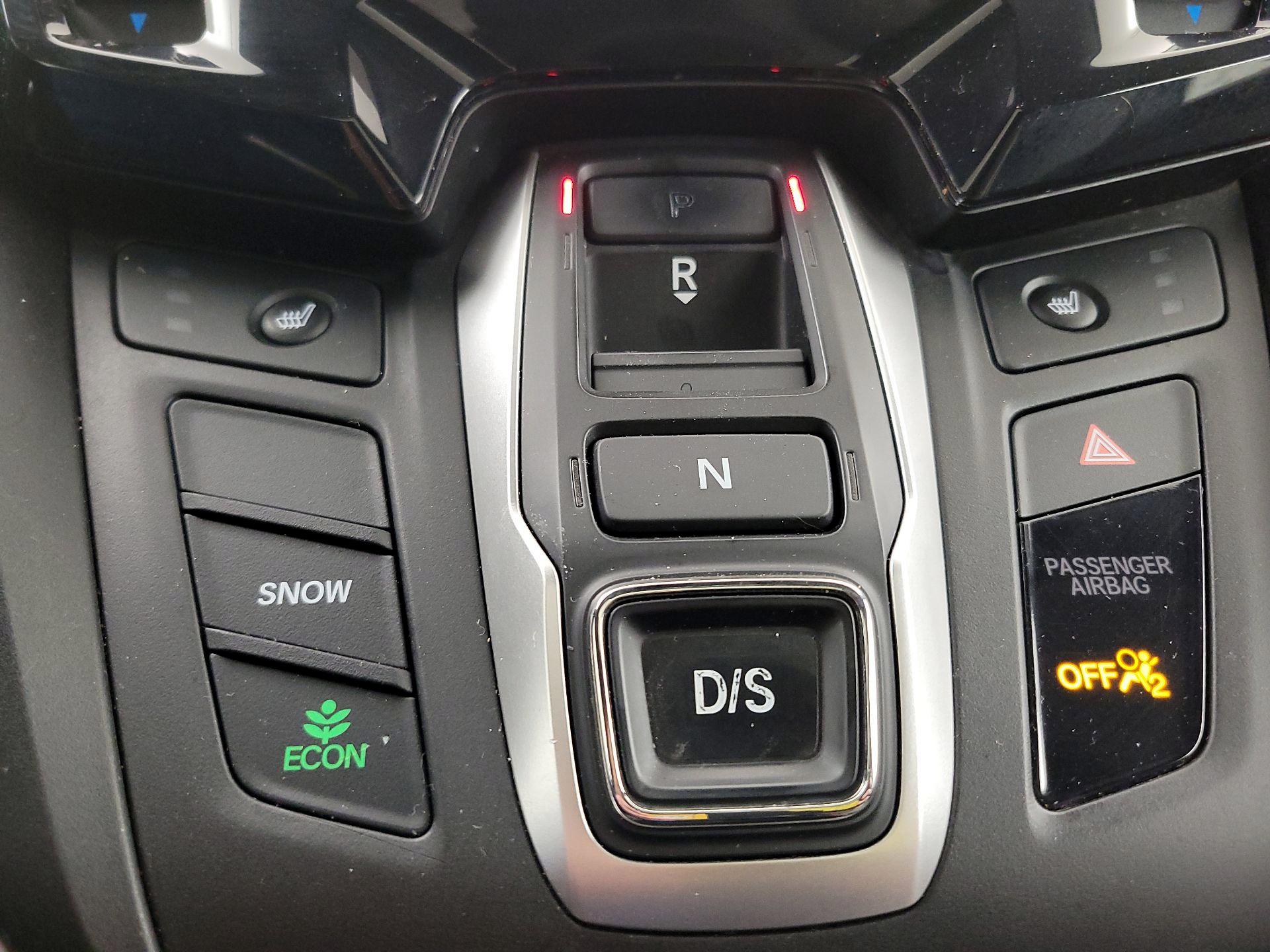 Thumbnail: 2019 Honda Odyssey - 17