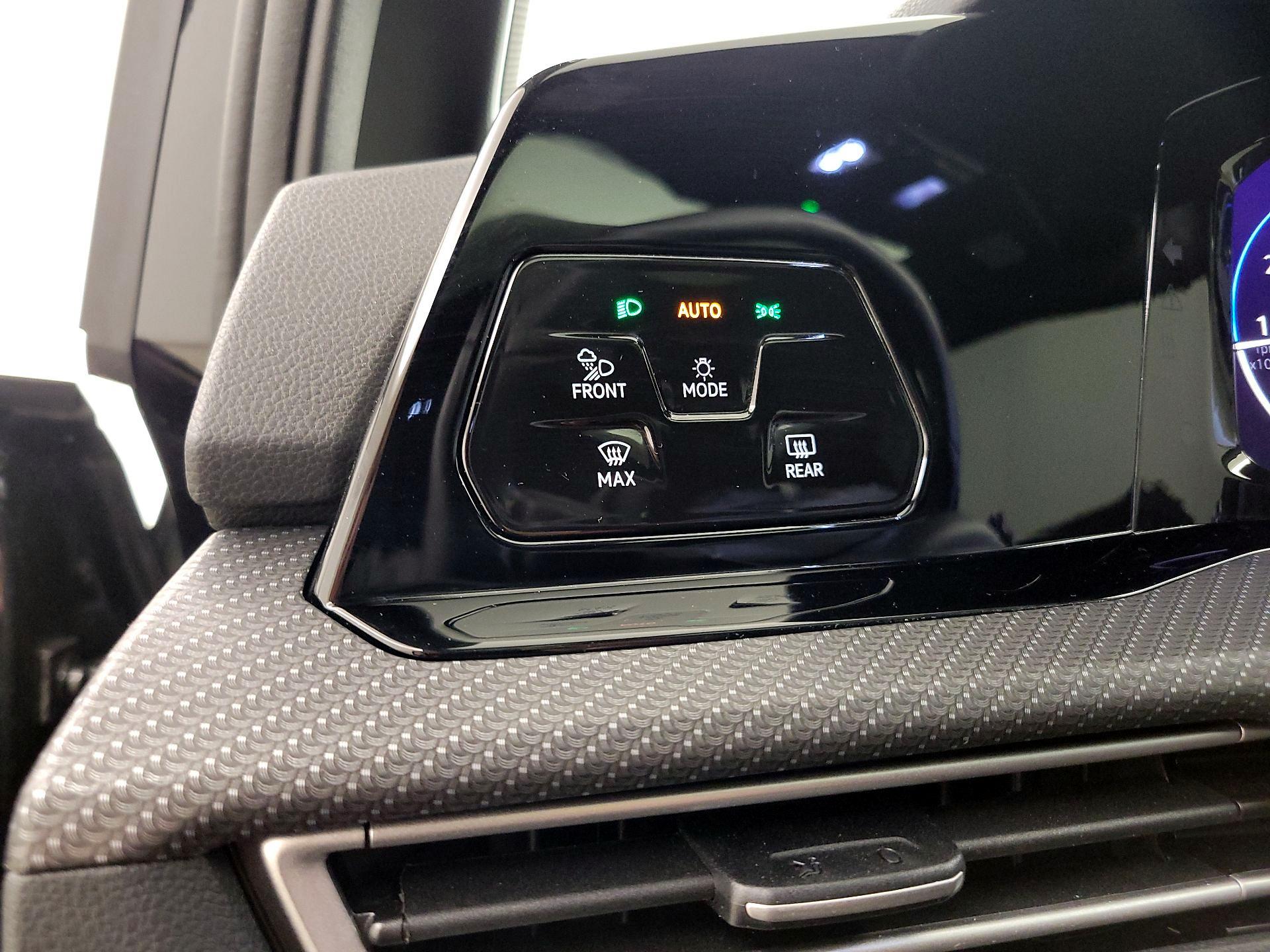 Thumbnail: 2024 Volkswagen Golf - 13