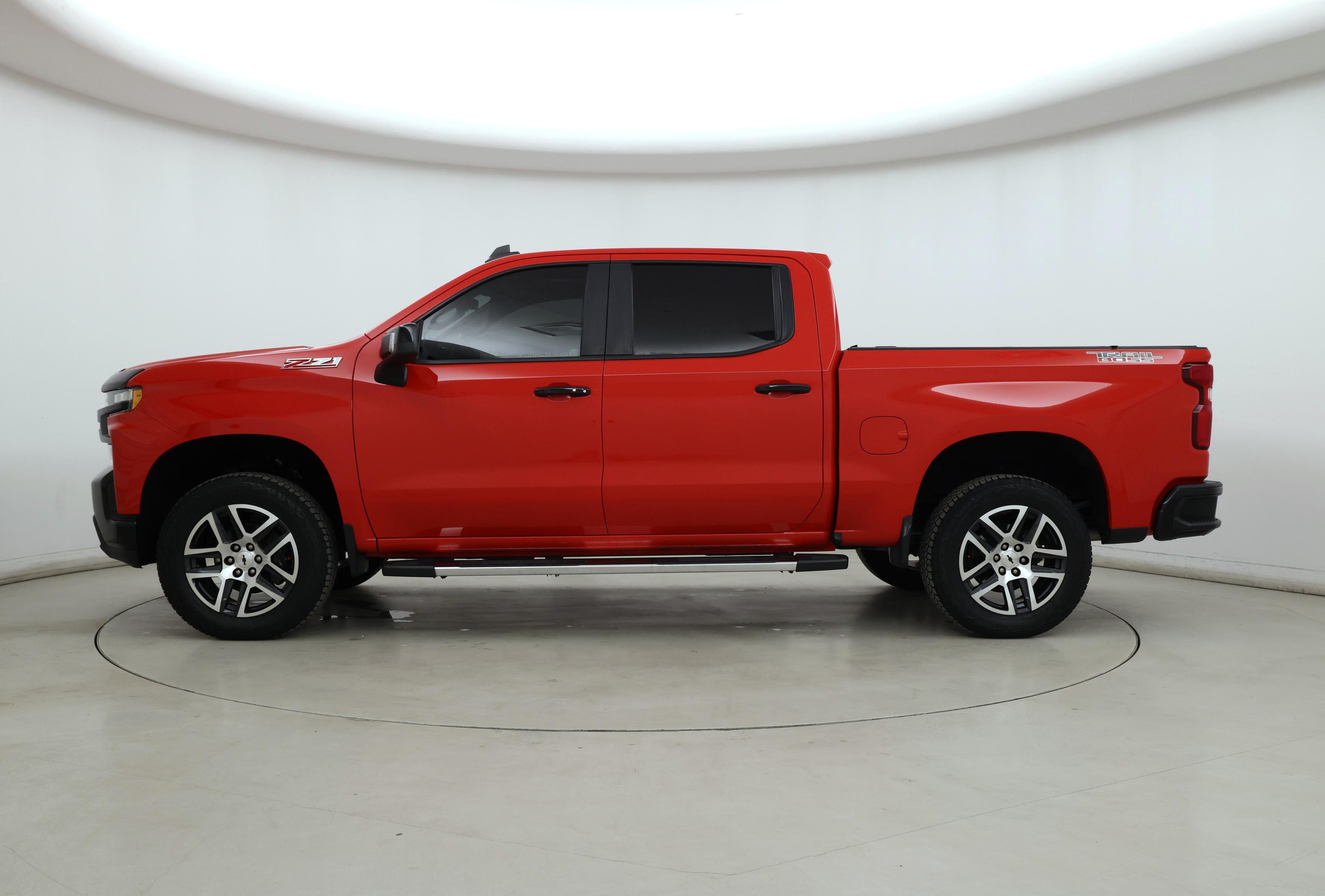 Thumbnail: 2020 Chevrolet Silverado 1500 - 3