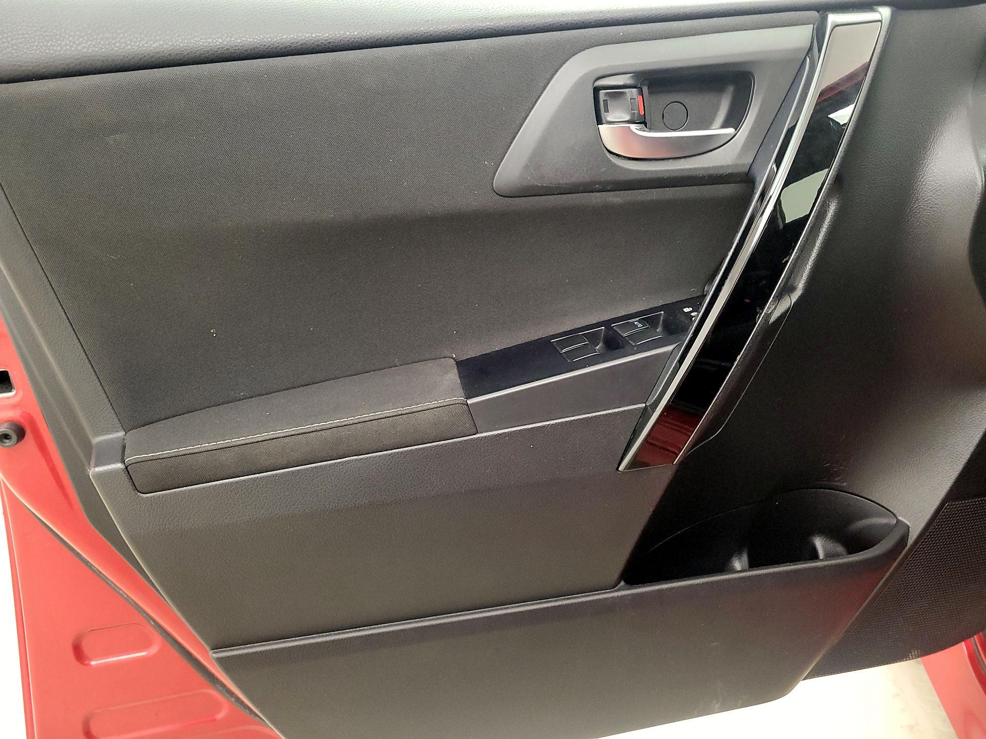 Thumbnail: 2016 Scion iM - 12