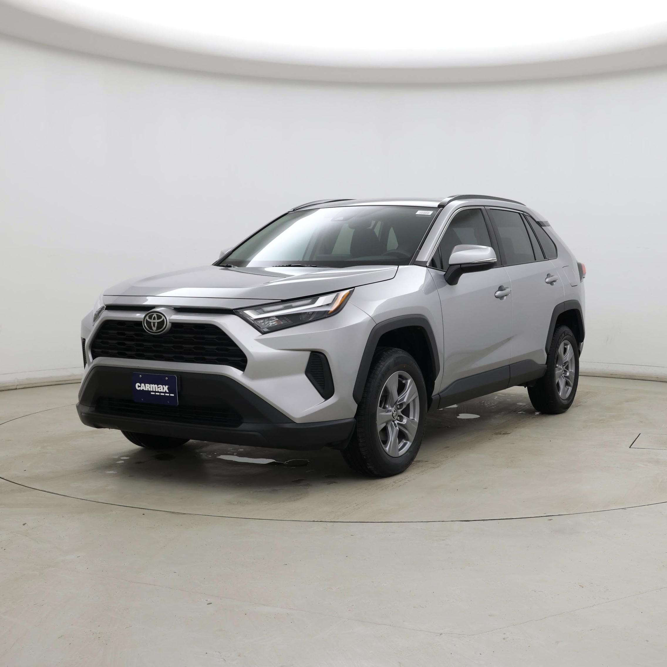 Thumbnail: 2022 Toyota RAV4 - 4