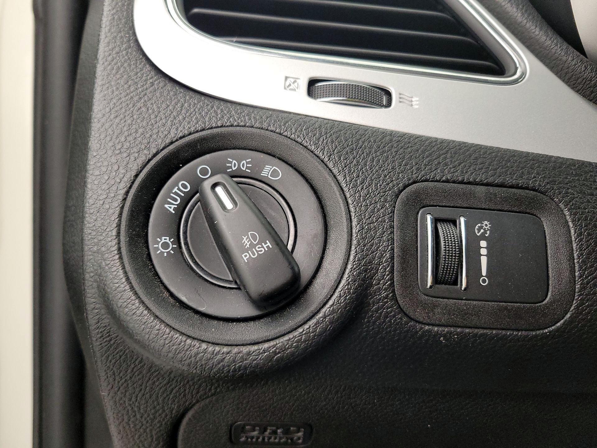 Thumbnail: 2019 Dodge Journey - 13