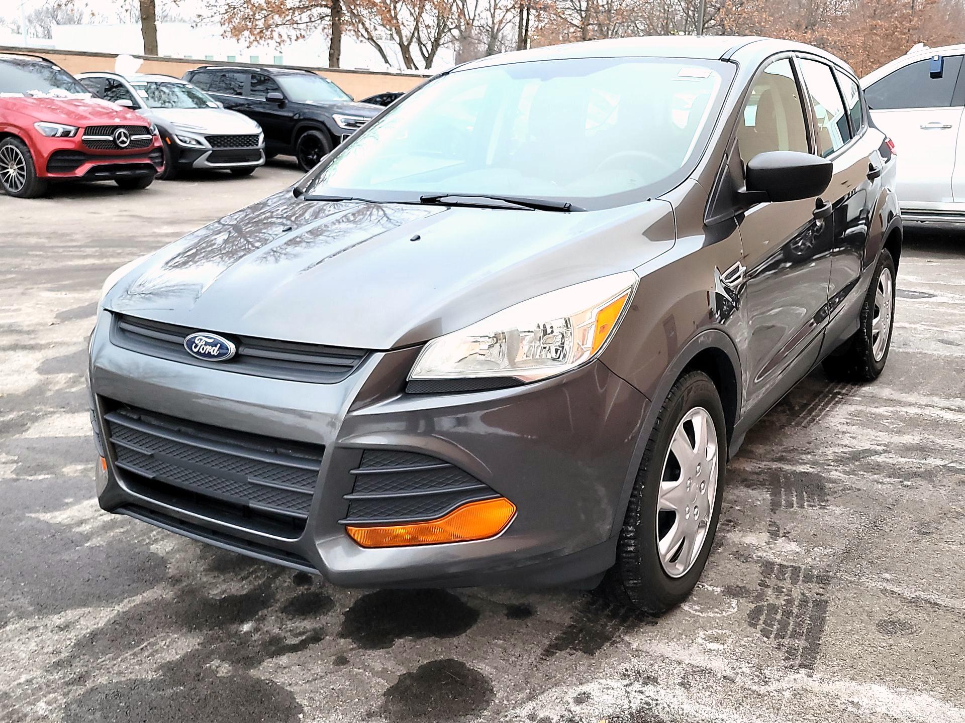 Thumbnail: 2015 Ford Escape - 3