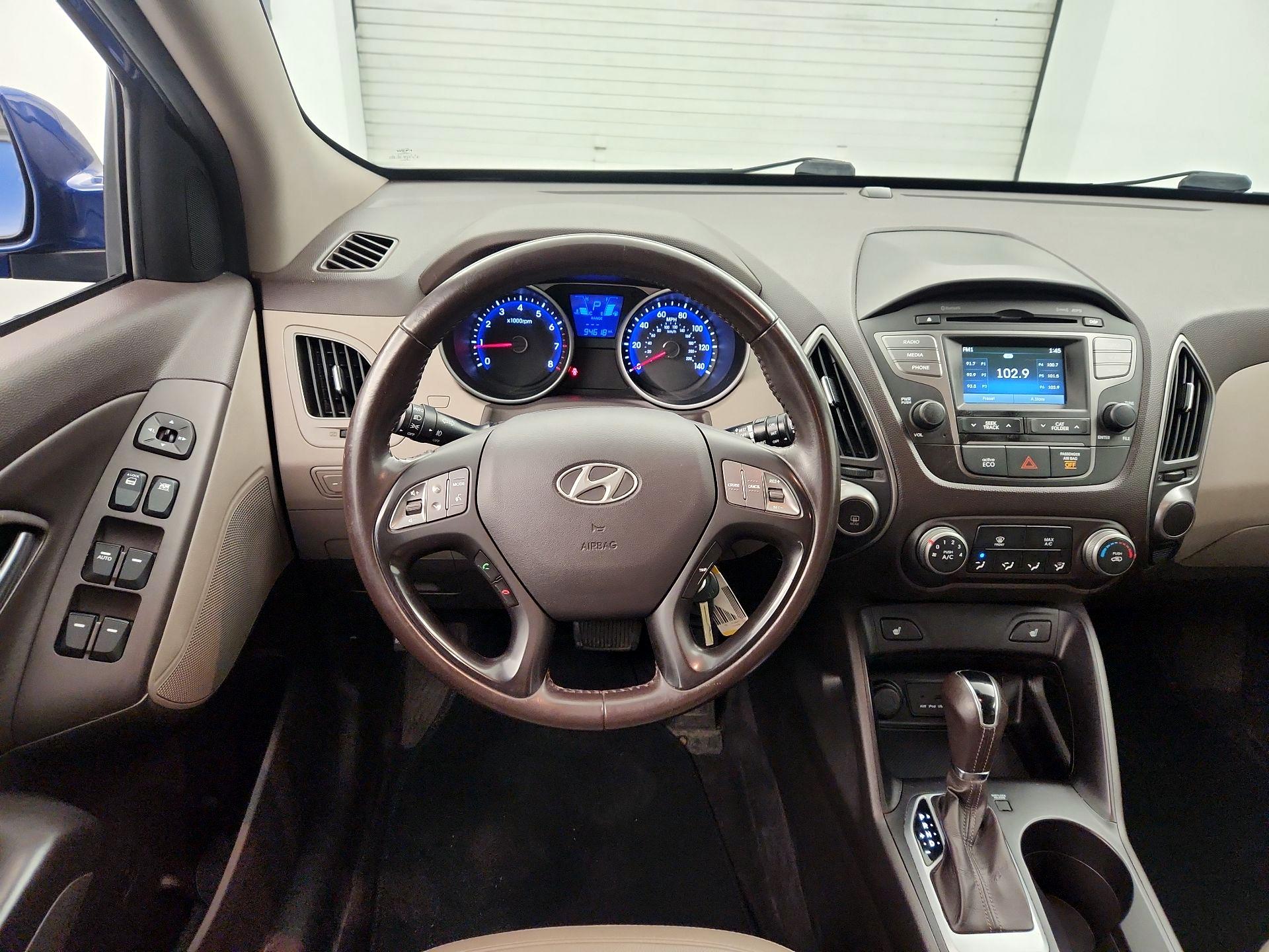 Thumbnail: 2015 Hyundai Tucson - 10