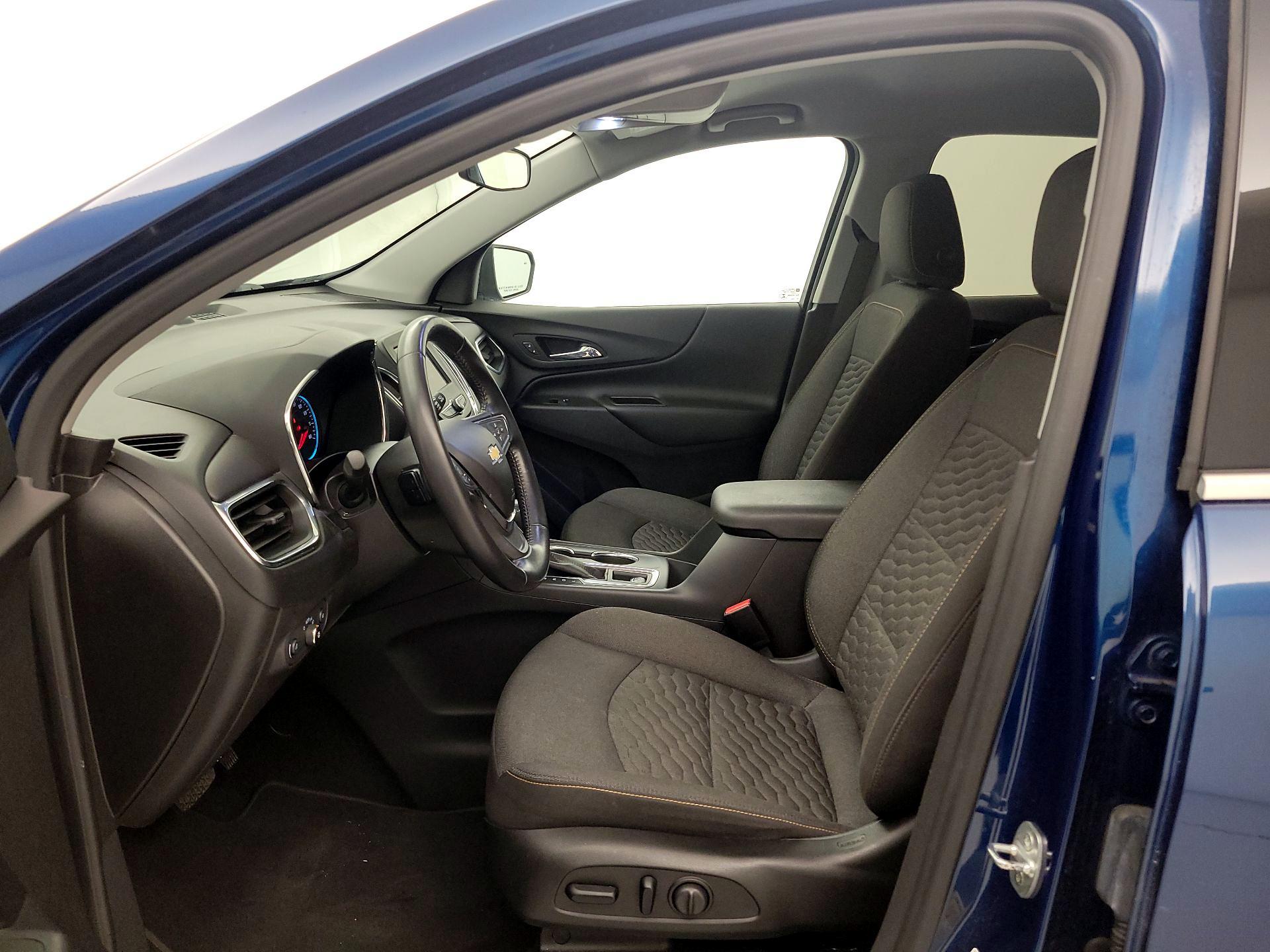 Thumbnail: 2020 Chevrolet Equinox - 11