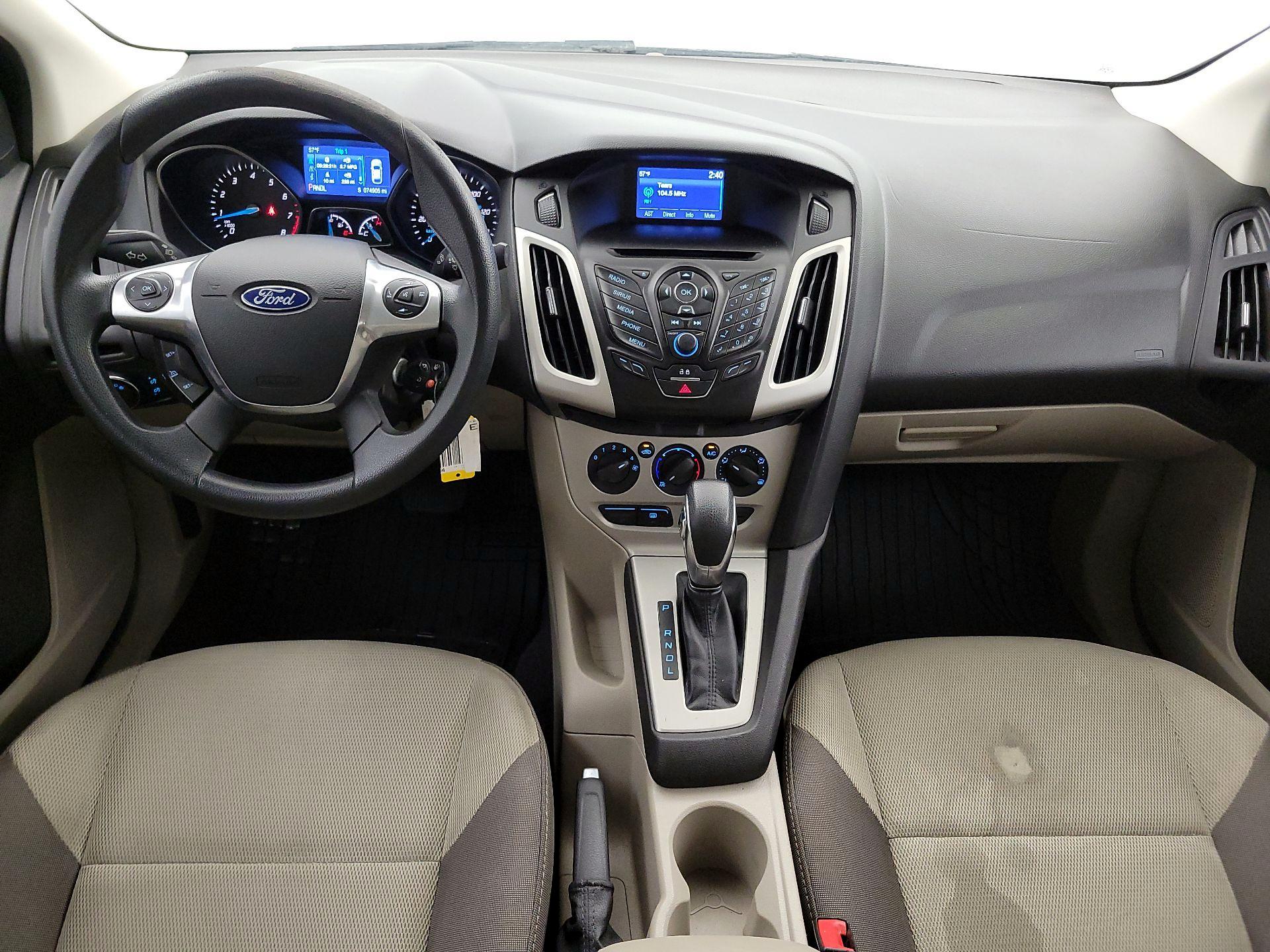 Thumbnail: 2014 Ford Focus - 9