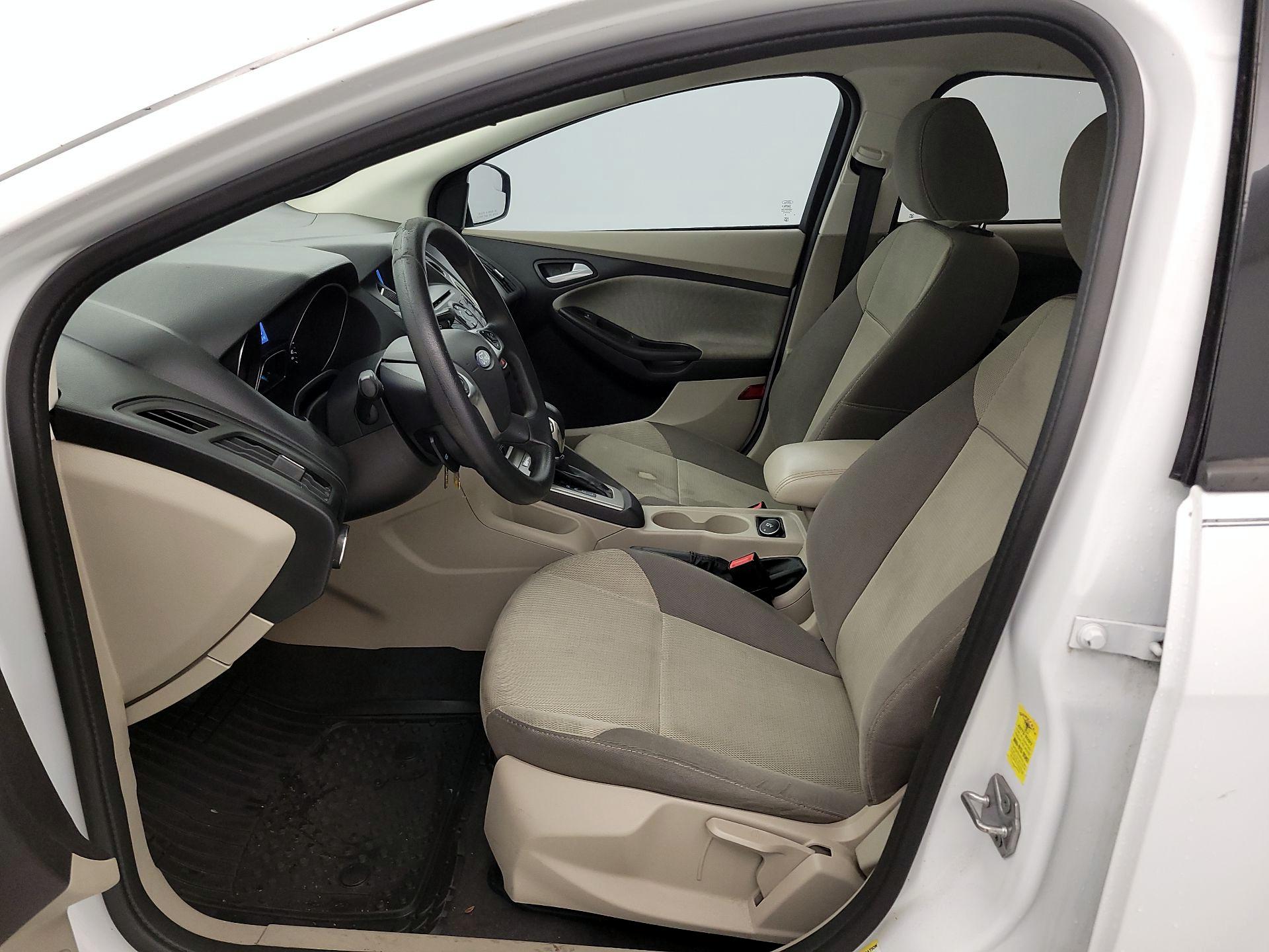 Thumbnail: 2014 Ford Focus - 11