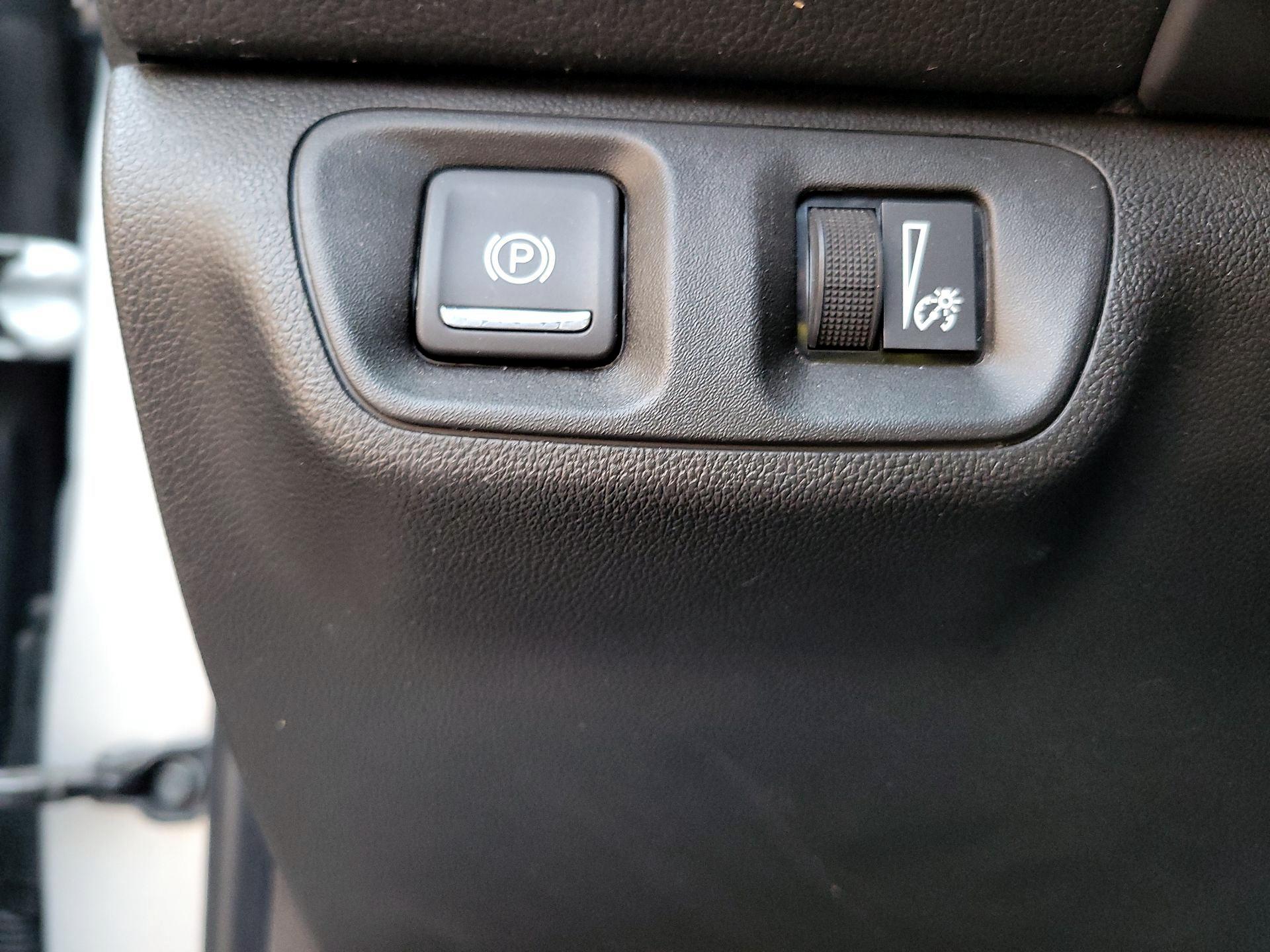 Thumbnail: 2019 GMC Acadia - 11