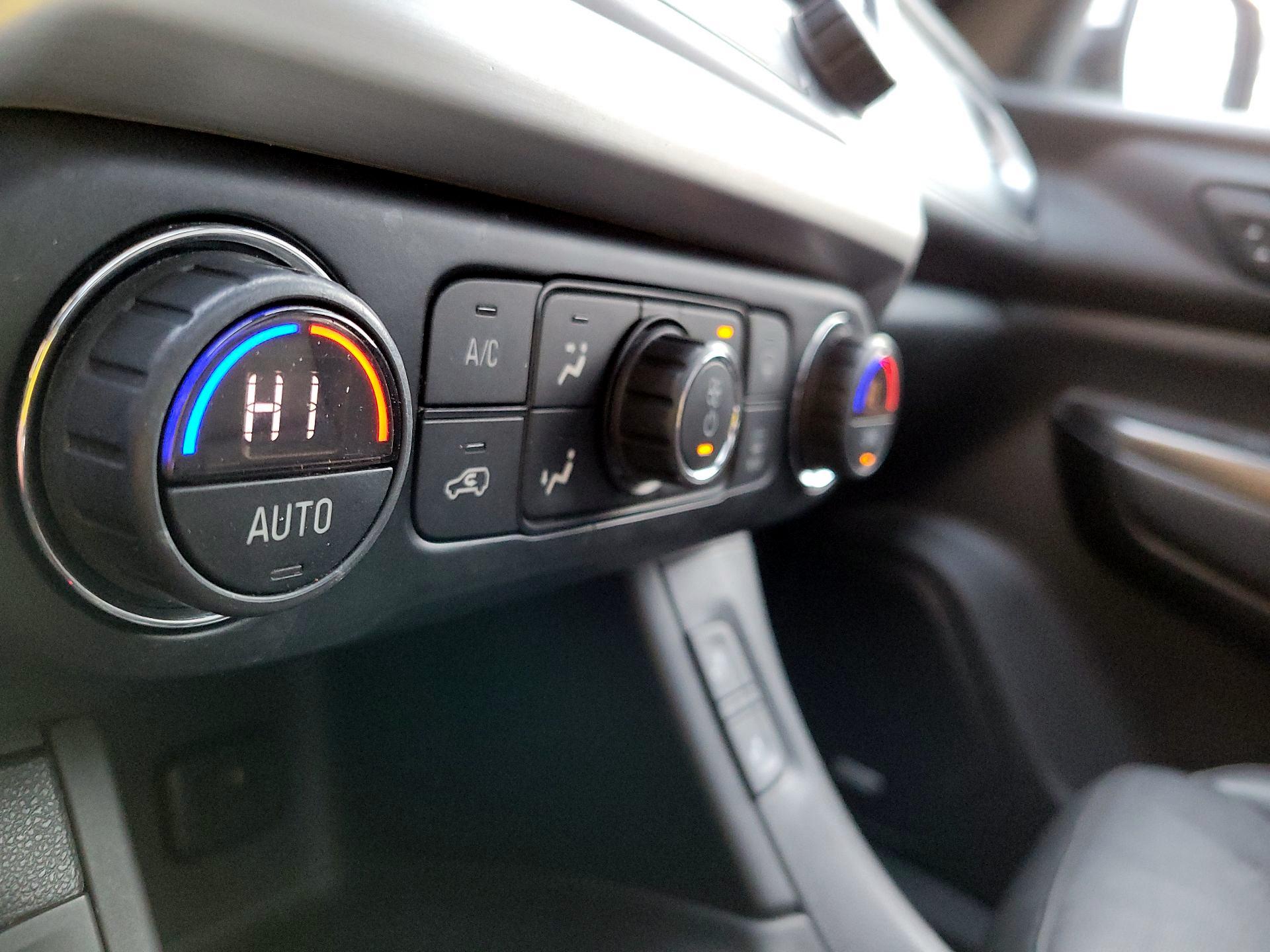 Thumbnail: 2019 GMC Acadia - 14