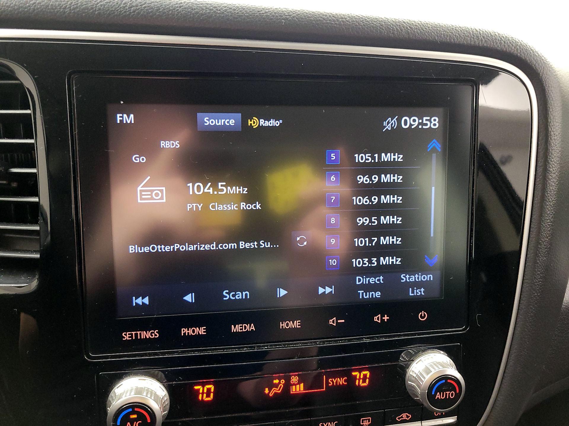 Thumbnail: 2020 Mitsubishi Outlander - 15