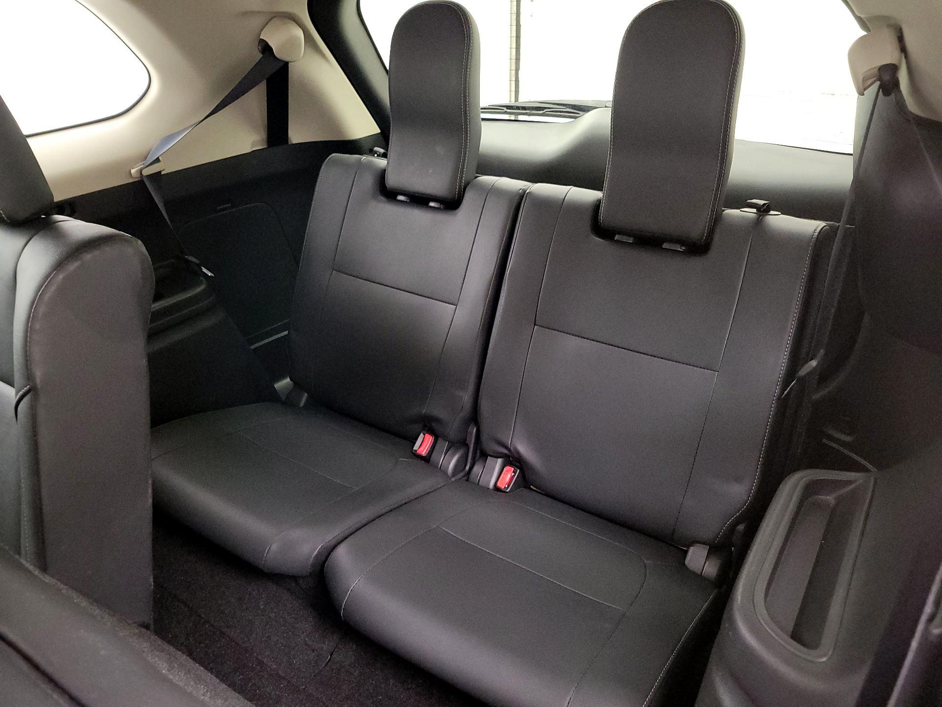 Thumbnail: 2020 Mitsubishi Outlander - 20