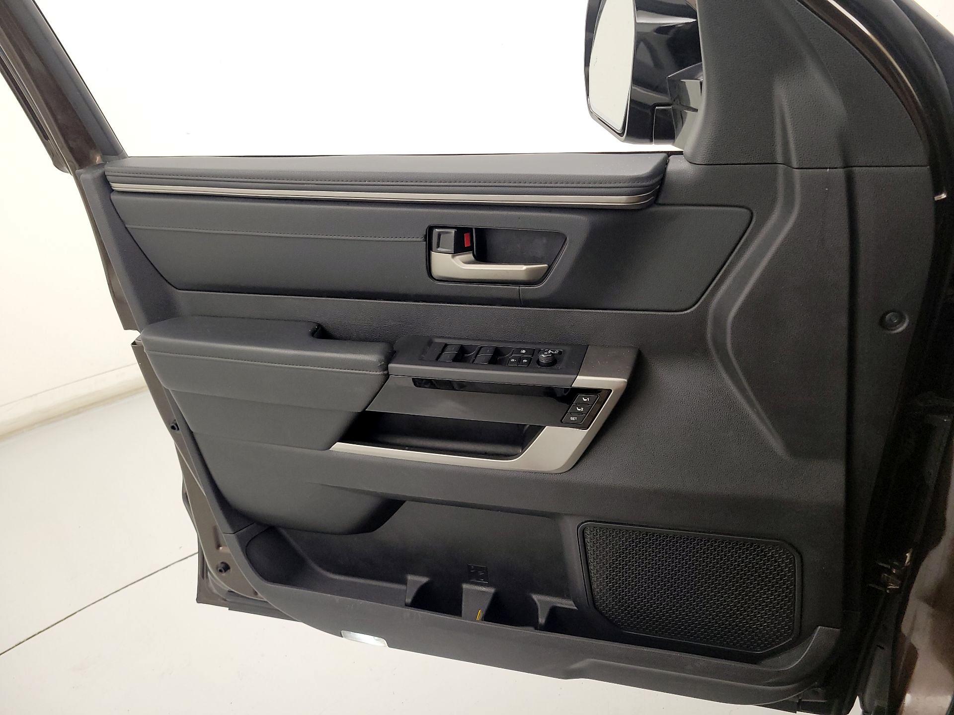 Thumbnail: 2023 Toyota Tundra - 12