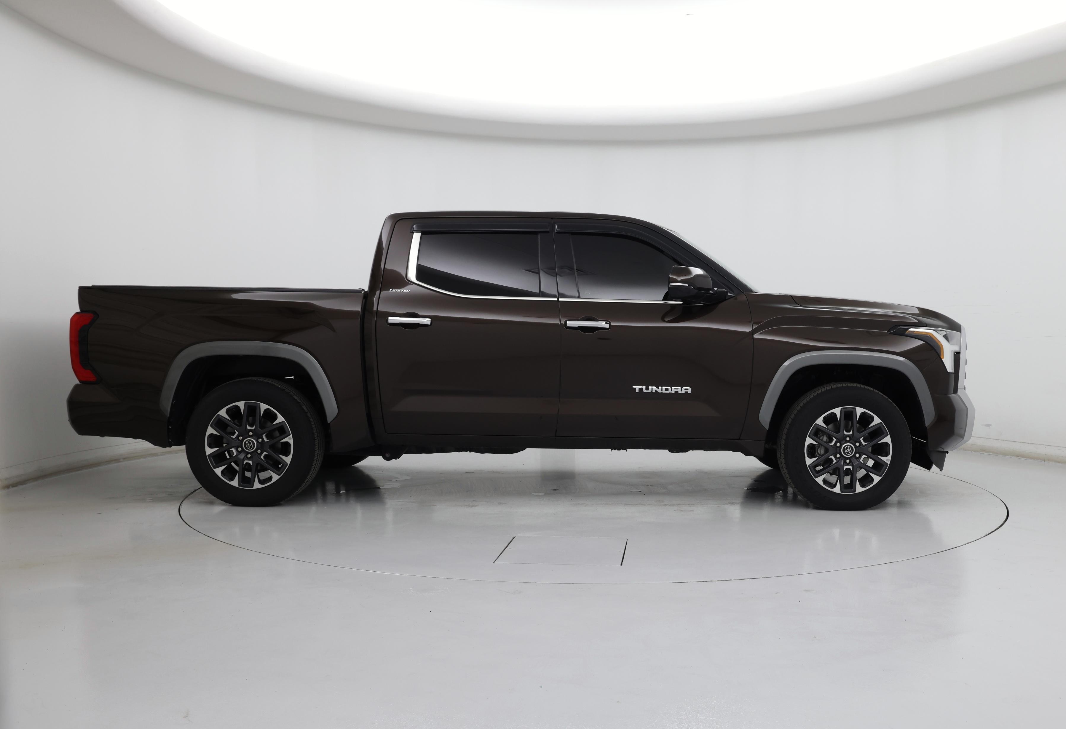 Thumbnail: 2023 Toyota Tundra - 7