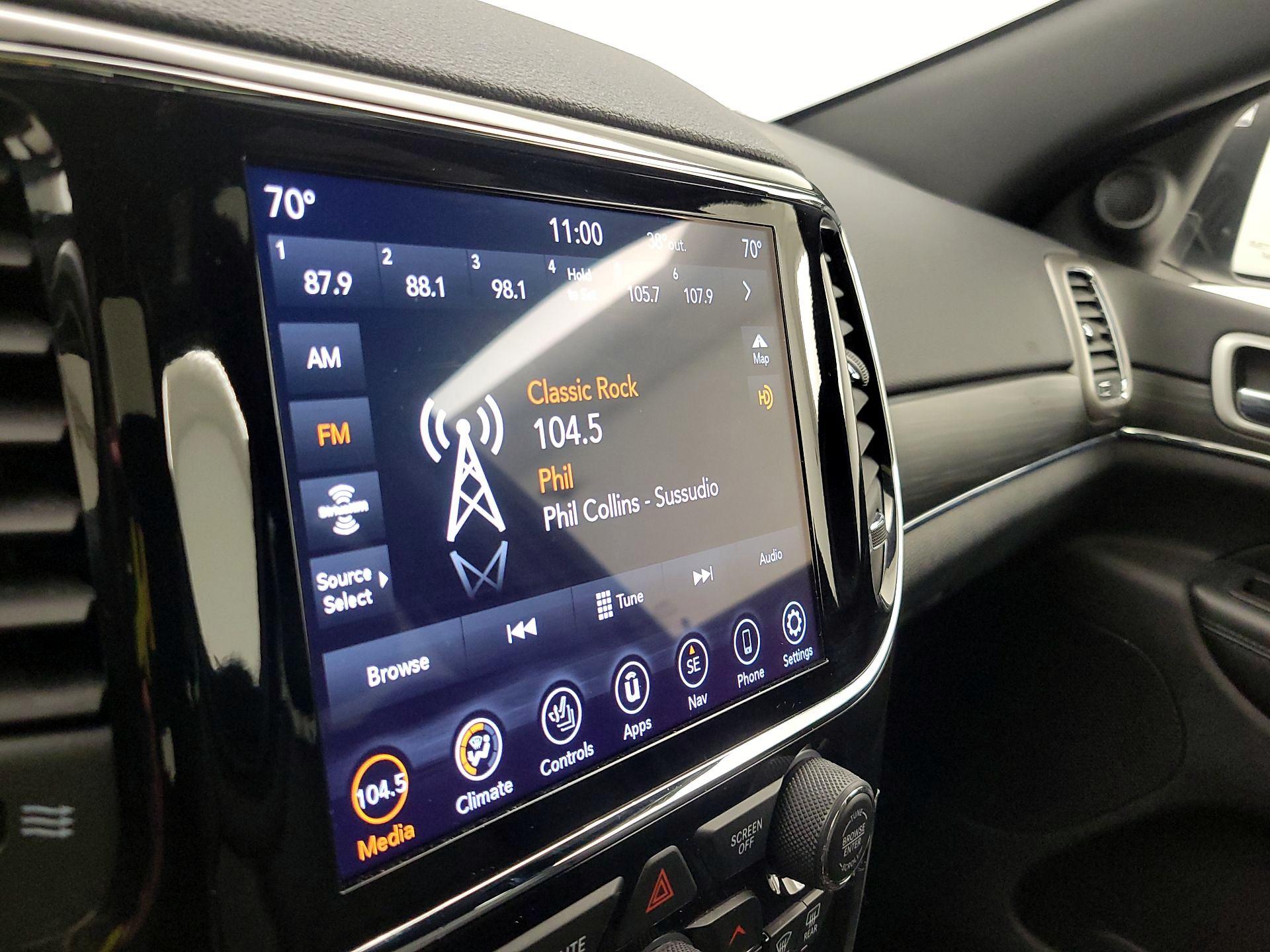 Thumbnail: 2021 Jeep Grand Cherokee - 16