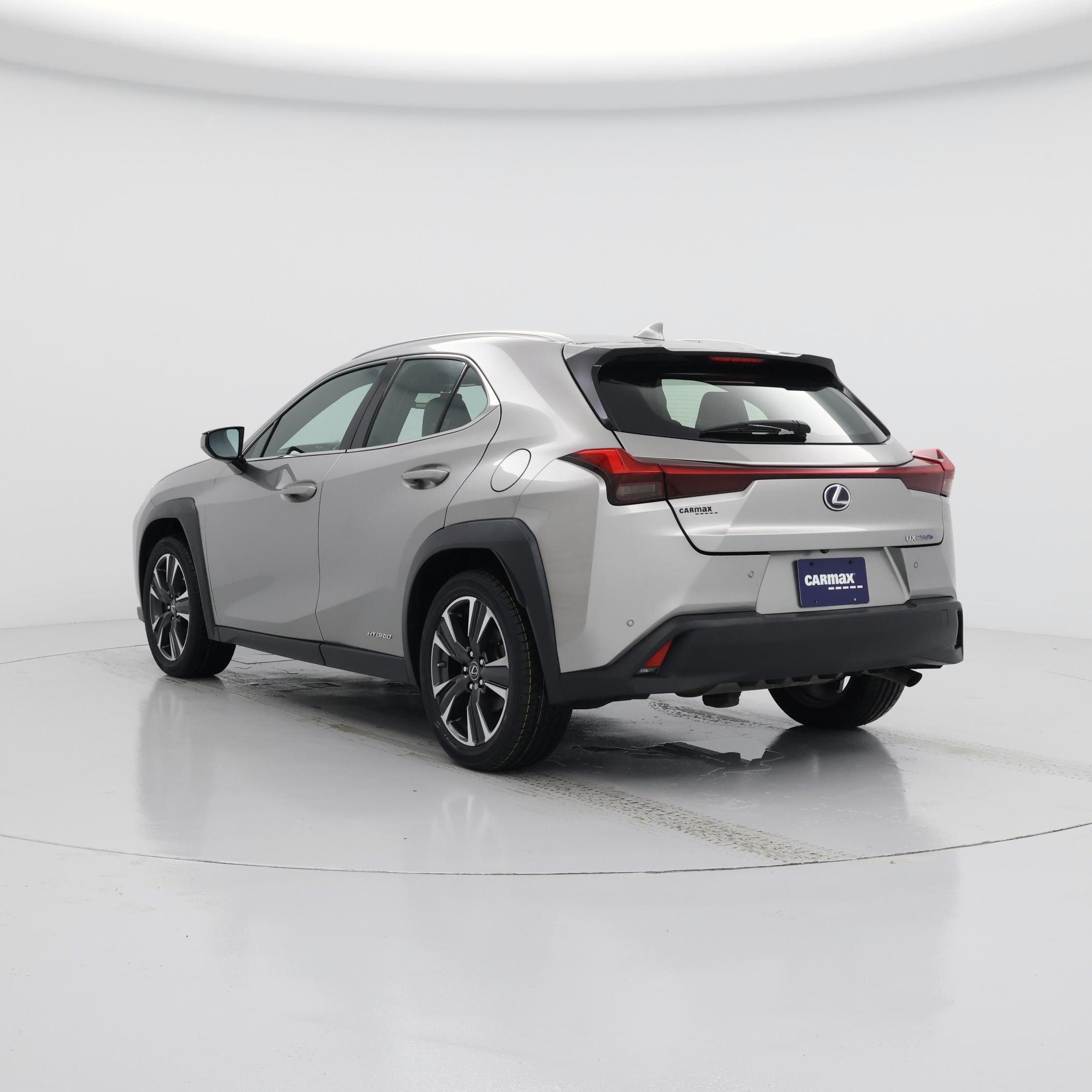Thumbnail: 2019 Lexus UX - 2