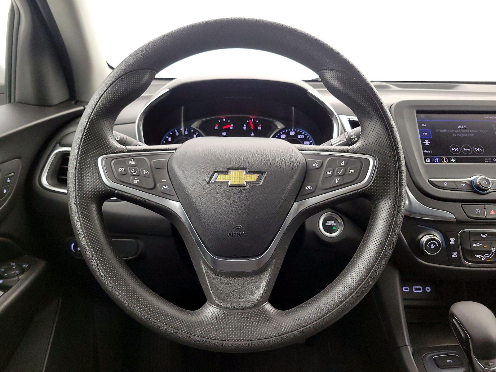 2022 Chevrolet Equinox LT - Photo 11