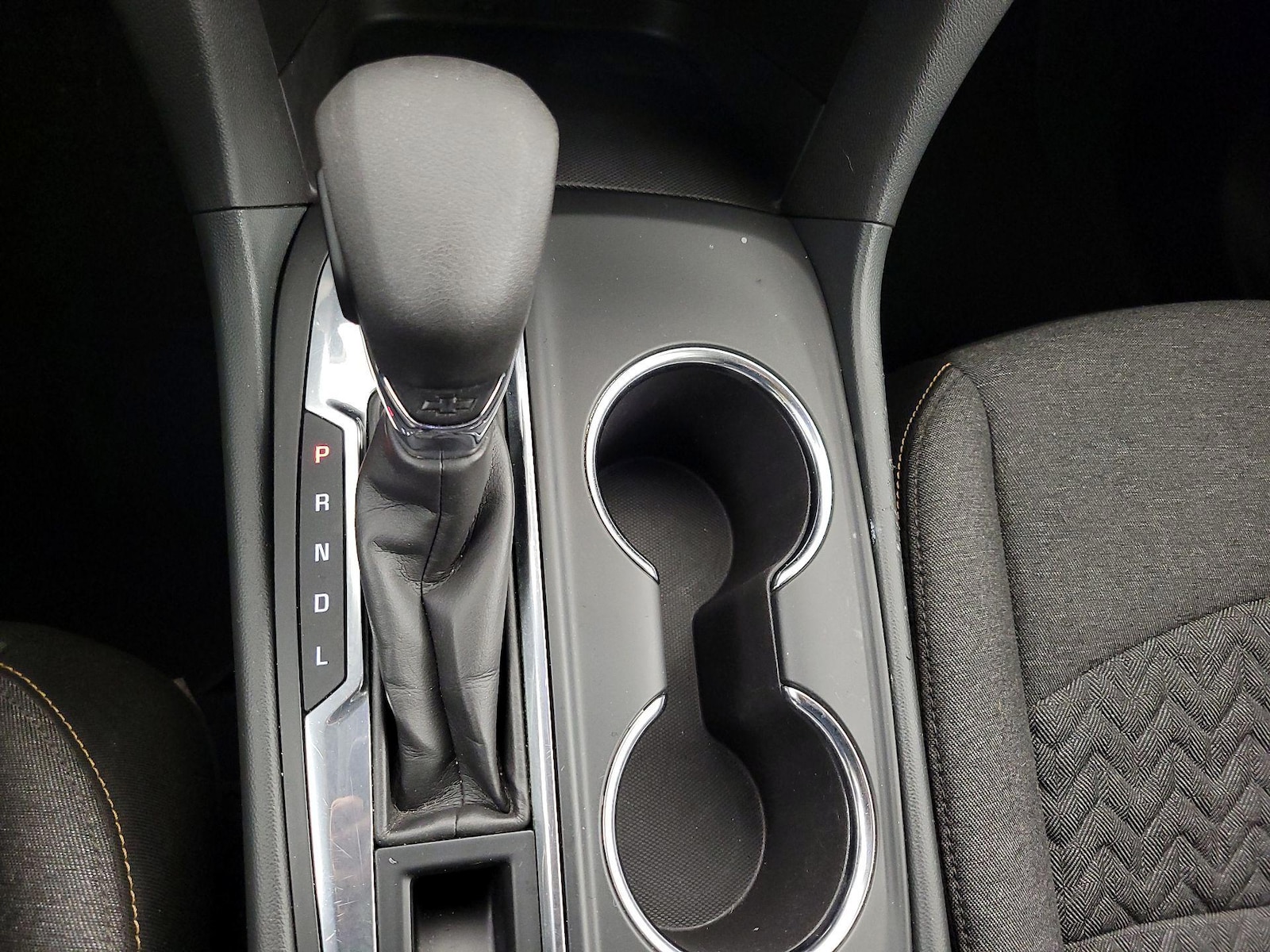 2022 Chevrolet Equinox LT - Photo 18