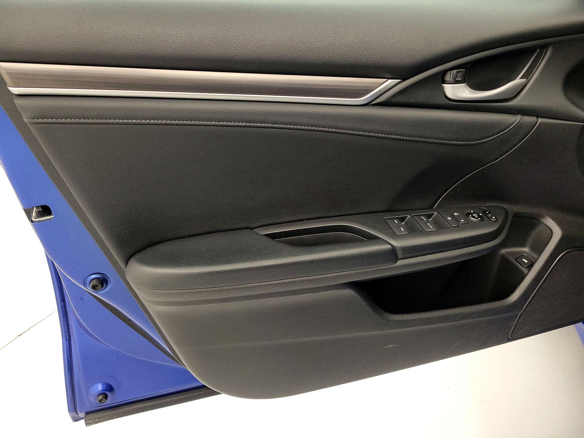 Thumbnail: 2019 Honda Civic - 12