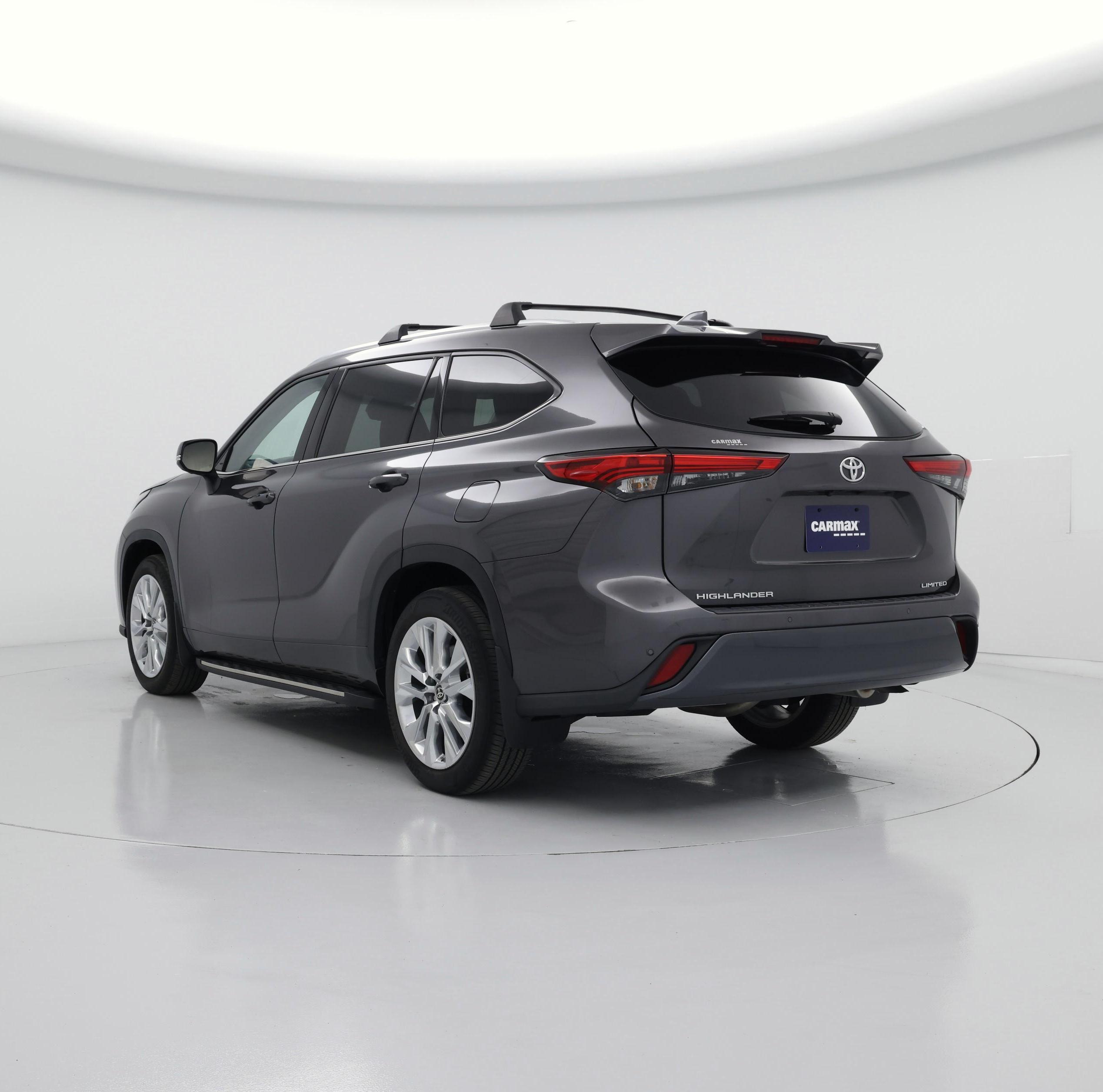 Thumbnail: 2022 Toyota Highlander - 2