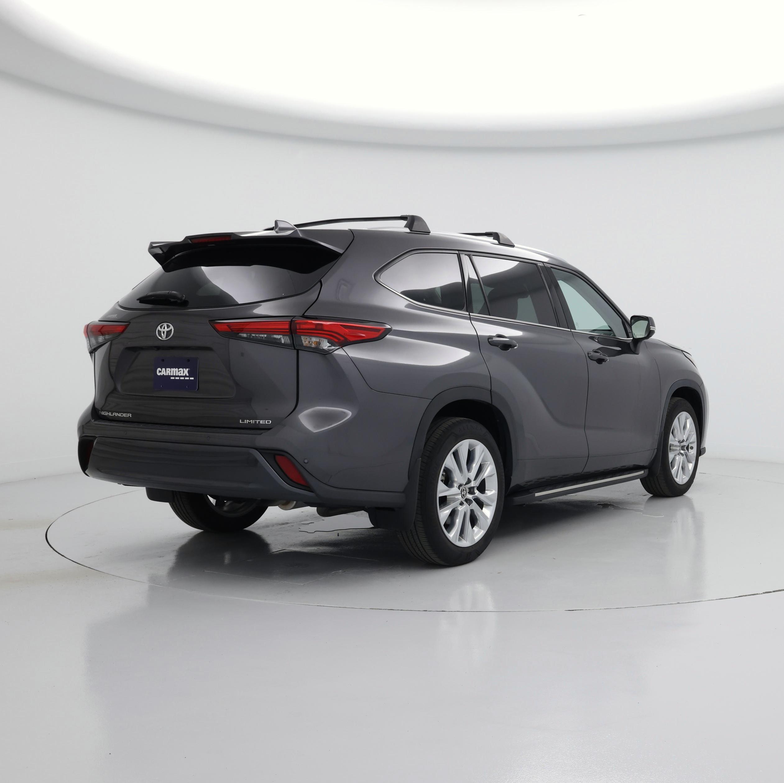 Thumbnail: 2022 Toyota Highlander - 8