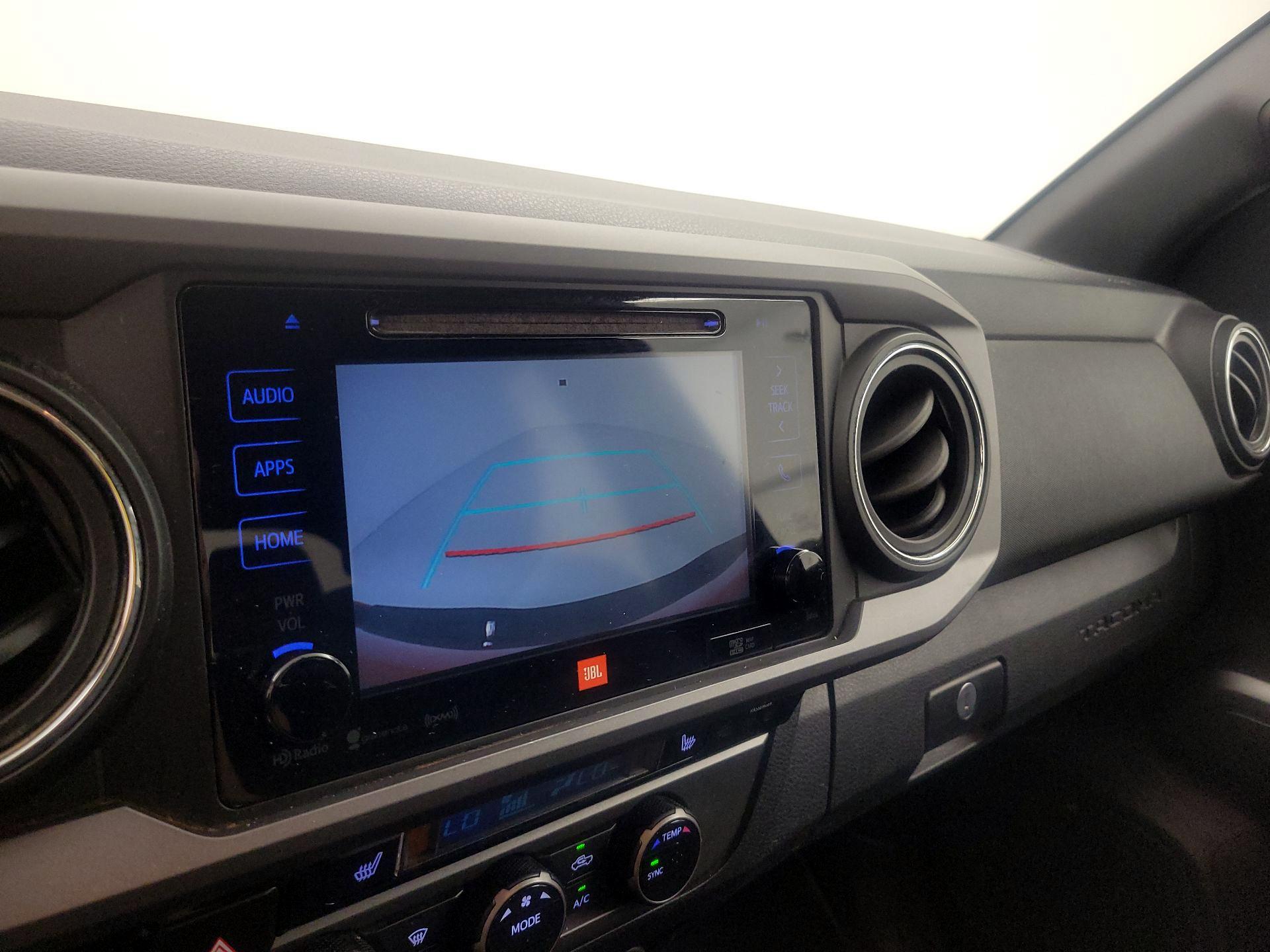 Thumbnail: 2016 Toyota Tacoma - 14