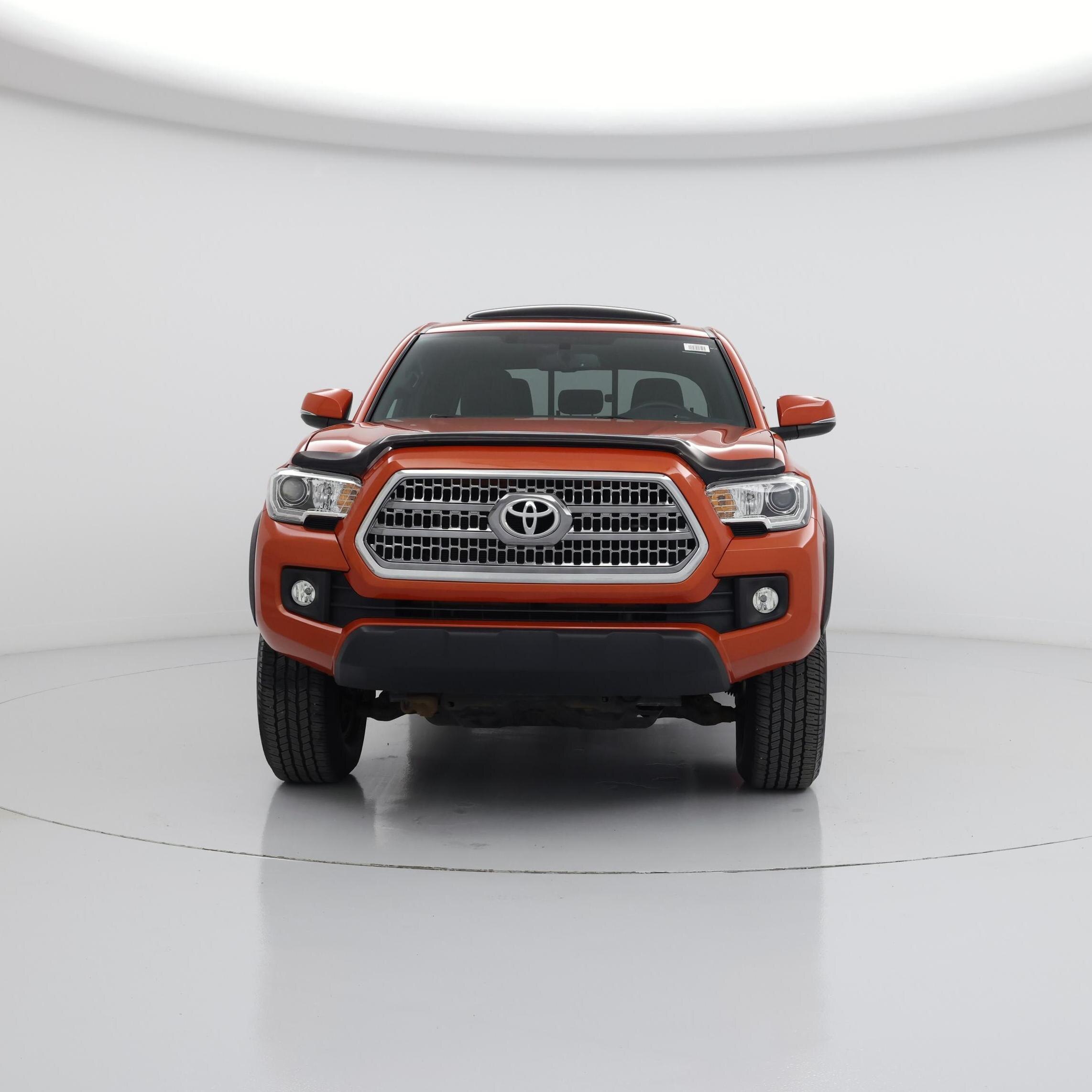 Thumbnail: 2016 Toyota Tacoma - 5