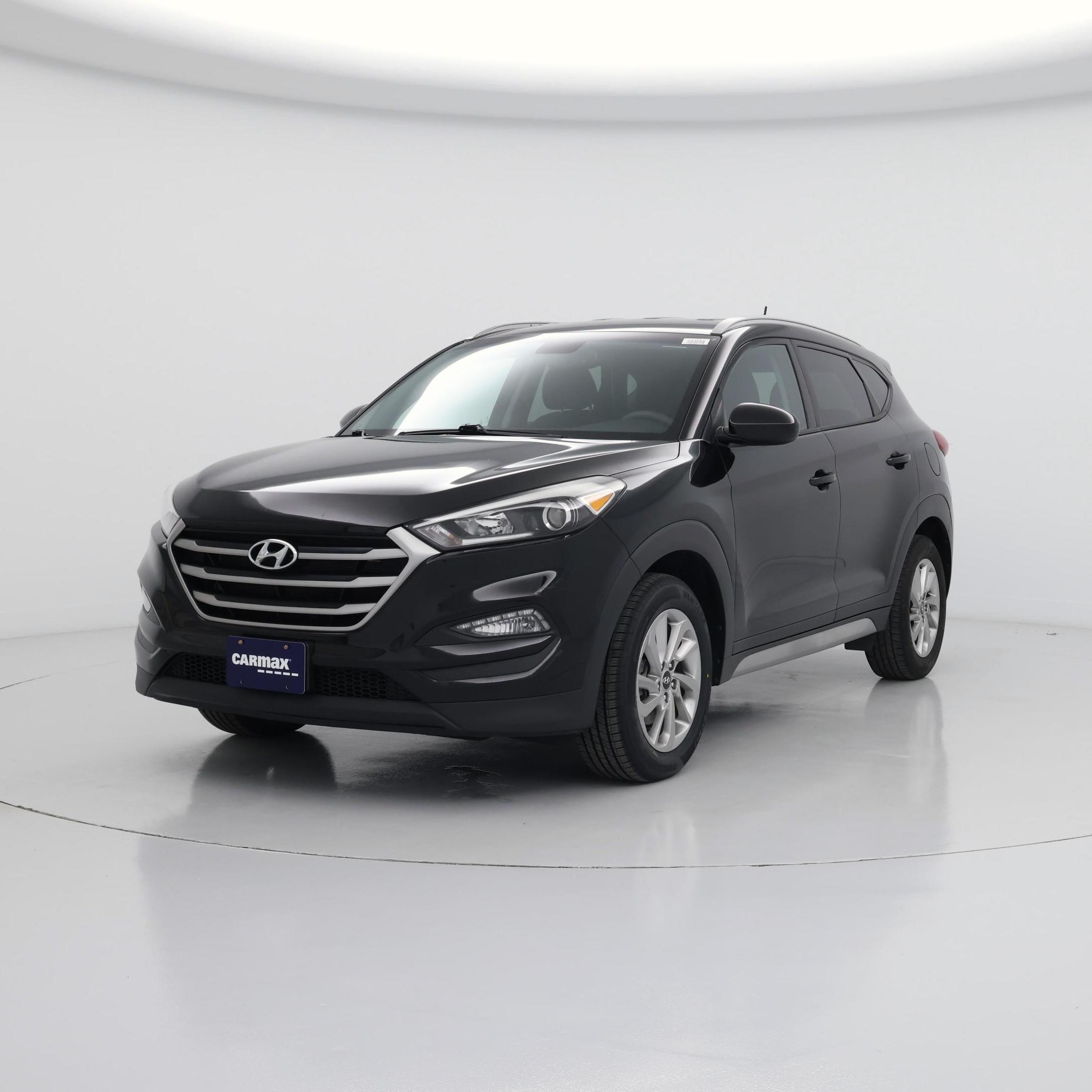 Thumbnail: 2017 Hyundai Tucson - 4