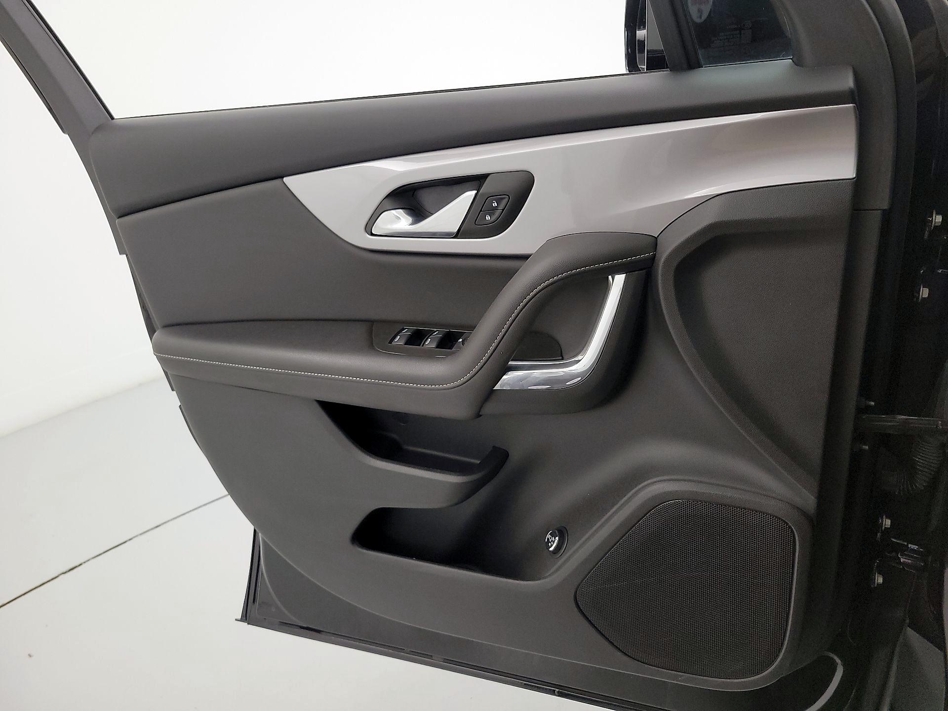 Thumbnail: 2023 Chevrolet Blazer - 12