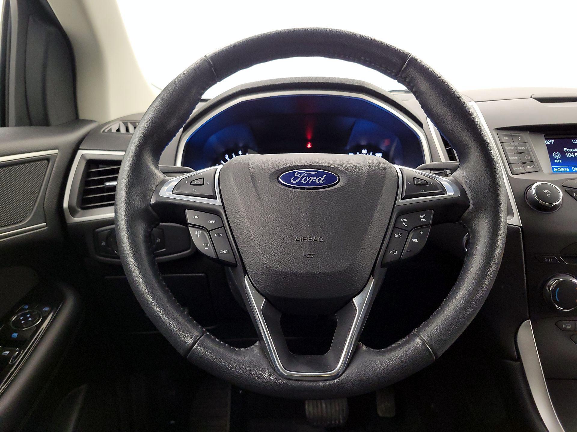 Thumbnail: 2017 Ford Edge - 10