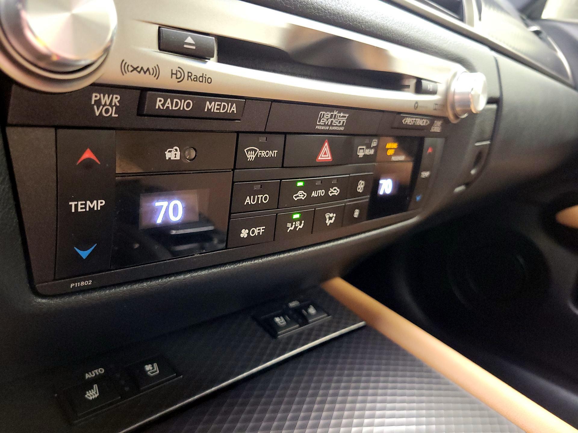 Thumbnail: 2018 Lexus GS - 17