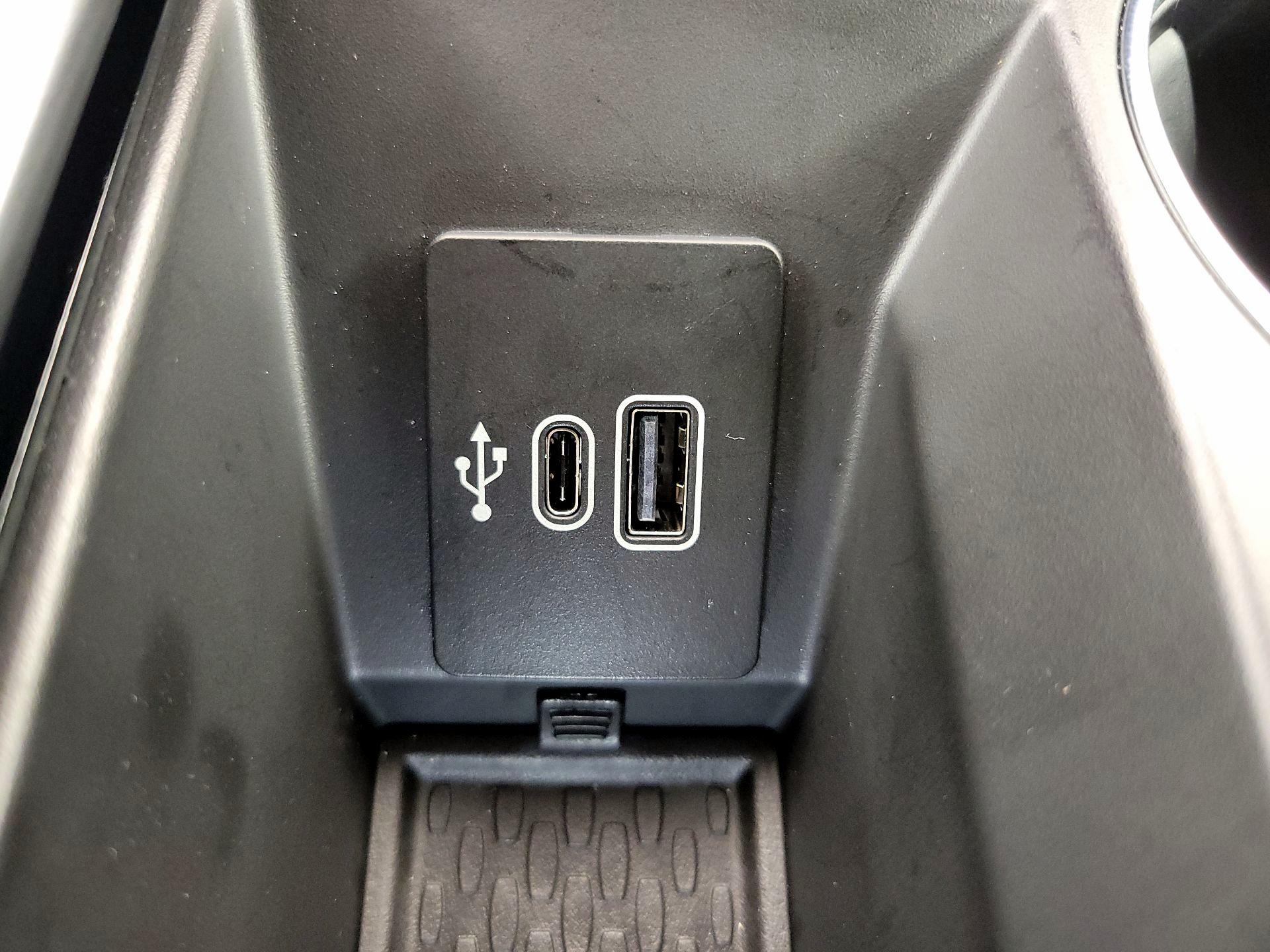 Thumbnail: 2026 Lincoln Nautilus - 19