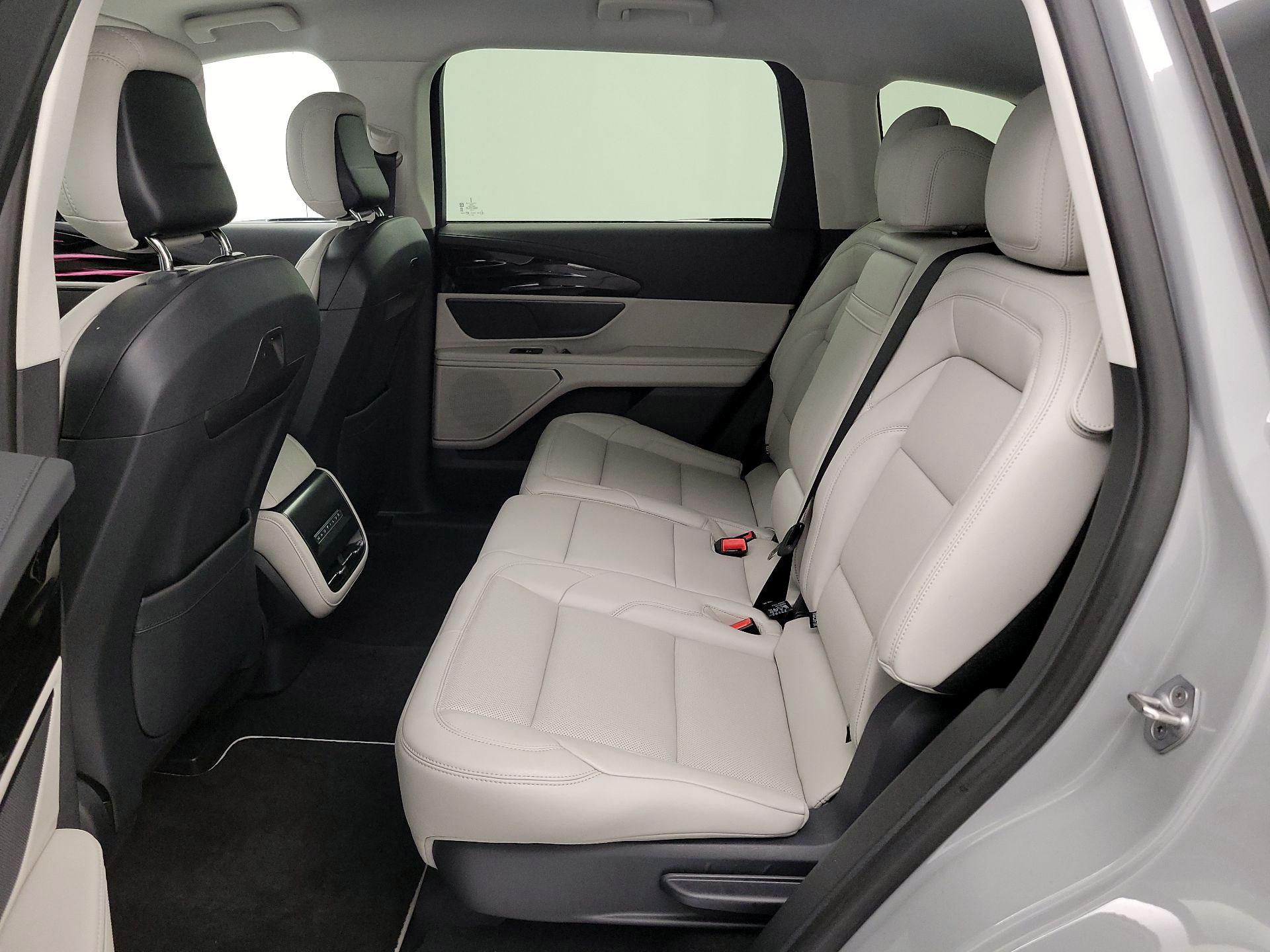 Thumbnail: 2026 Lincoln Nautilus - 20