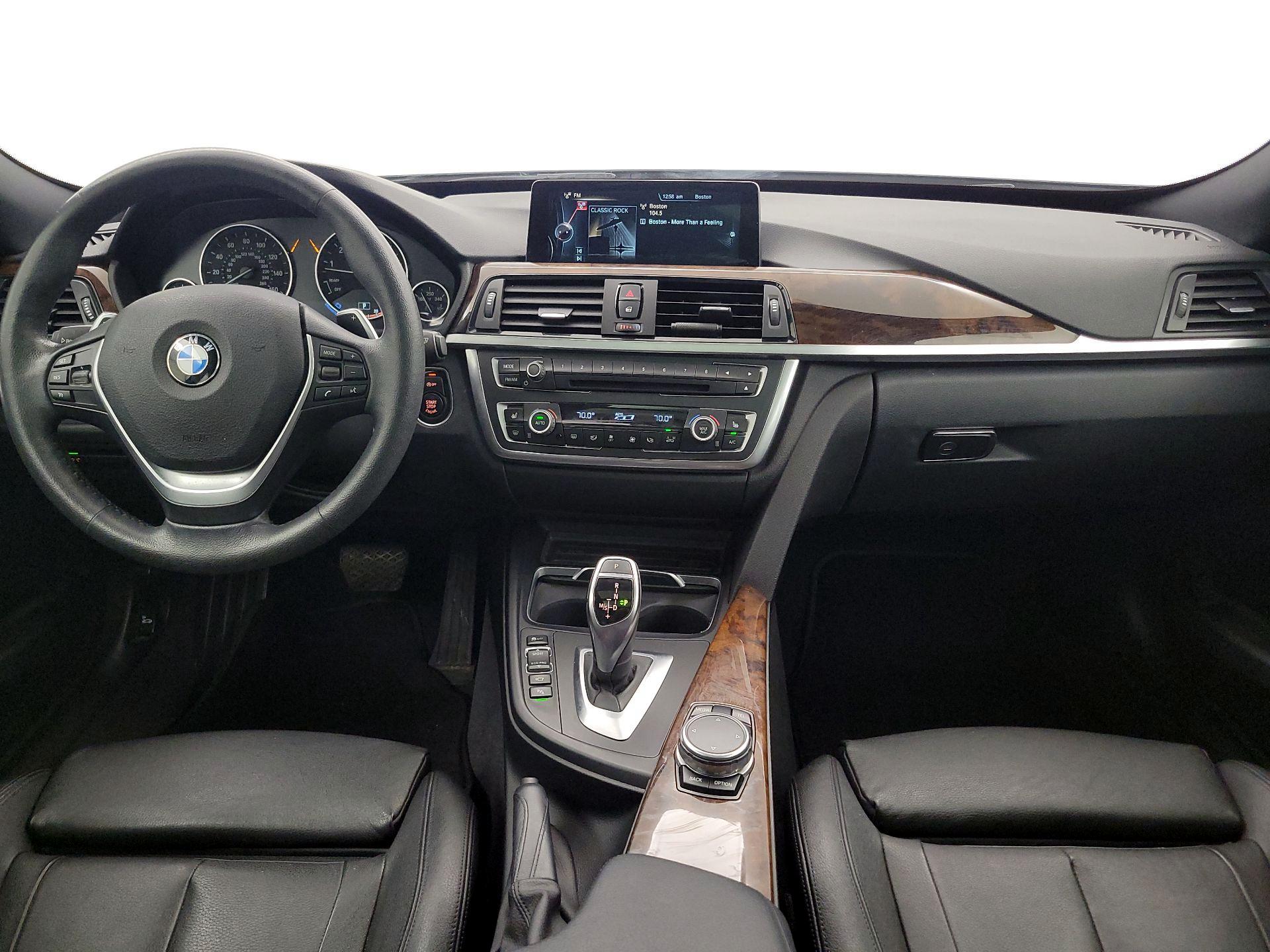 Thumbnail: 2016 BMW 3 Series - 9