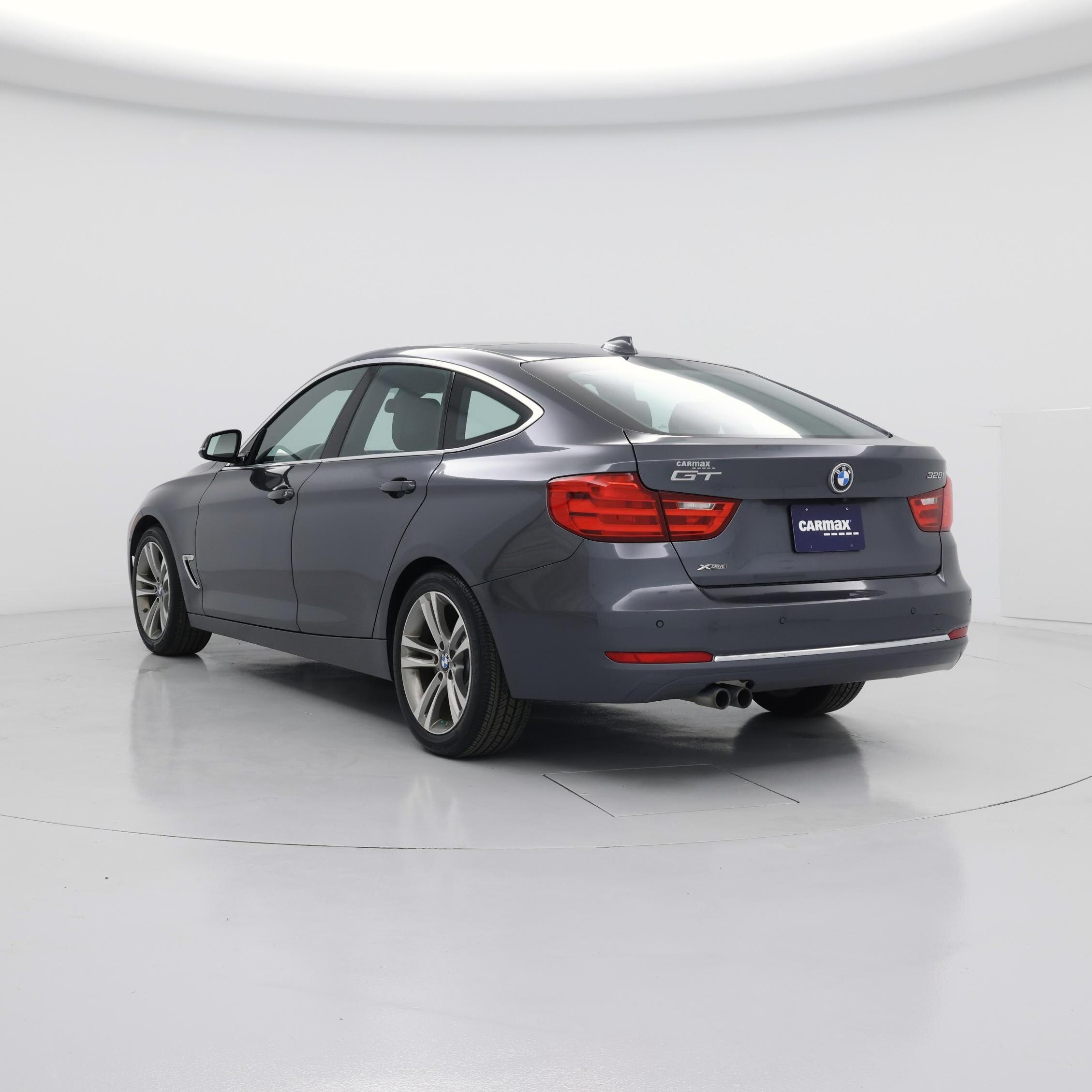 Thumbnail: 2016 BMW 3 Series - 2