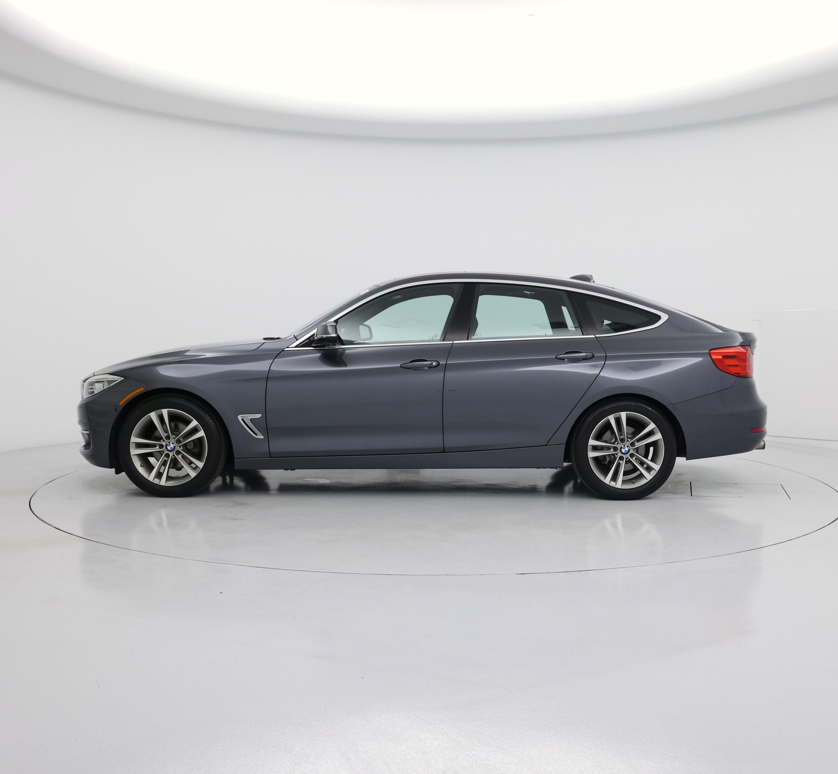 Thumbnail: 2016 BMW 3 Series - 3