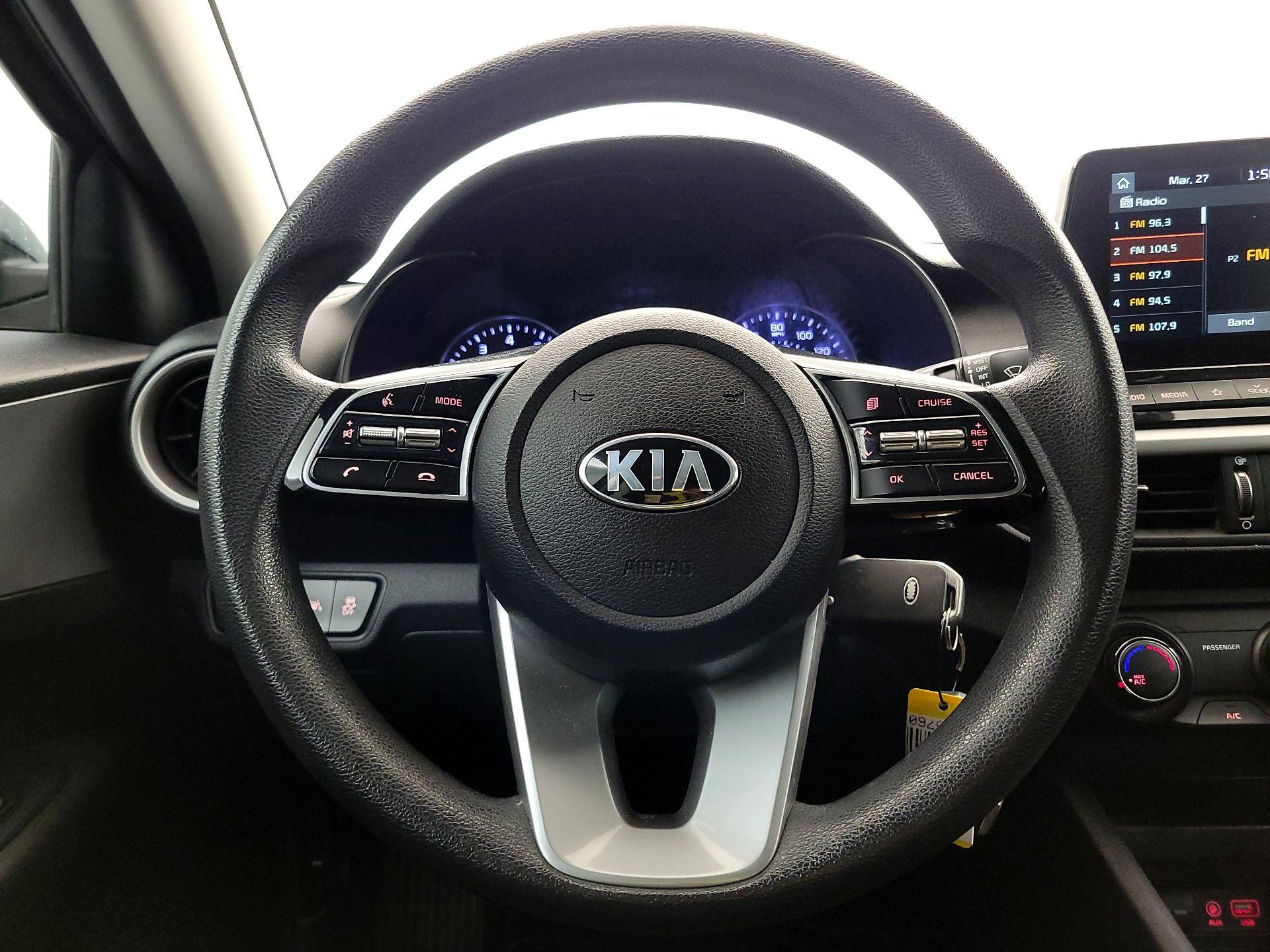 Thumbnail: 2021 Kia Forte - 10