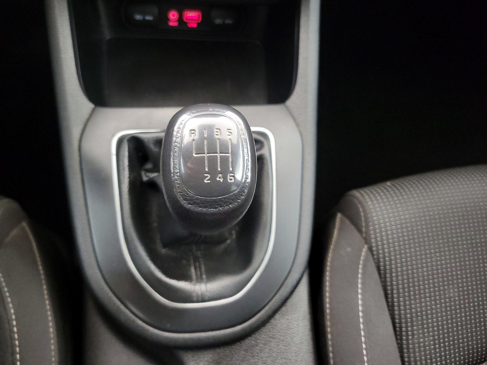 Thumbnail: 2021 Kia Forte - 17