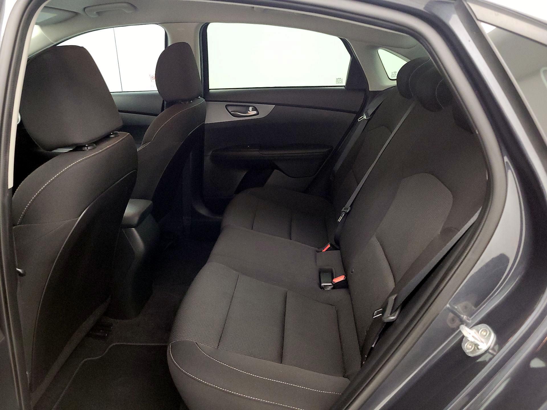 Thumbnail: 2021 Kia Forte - 19