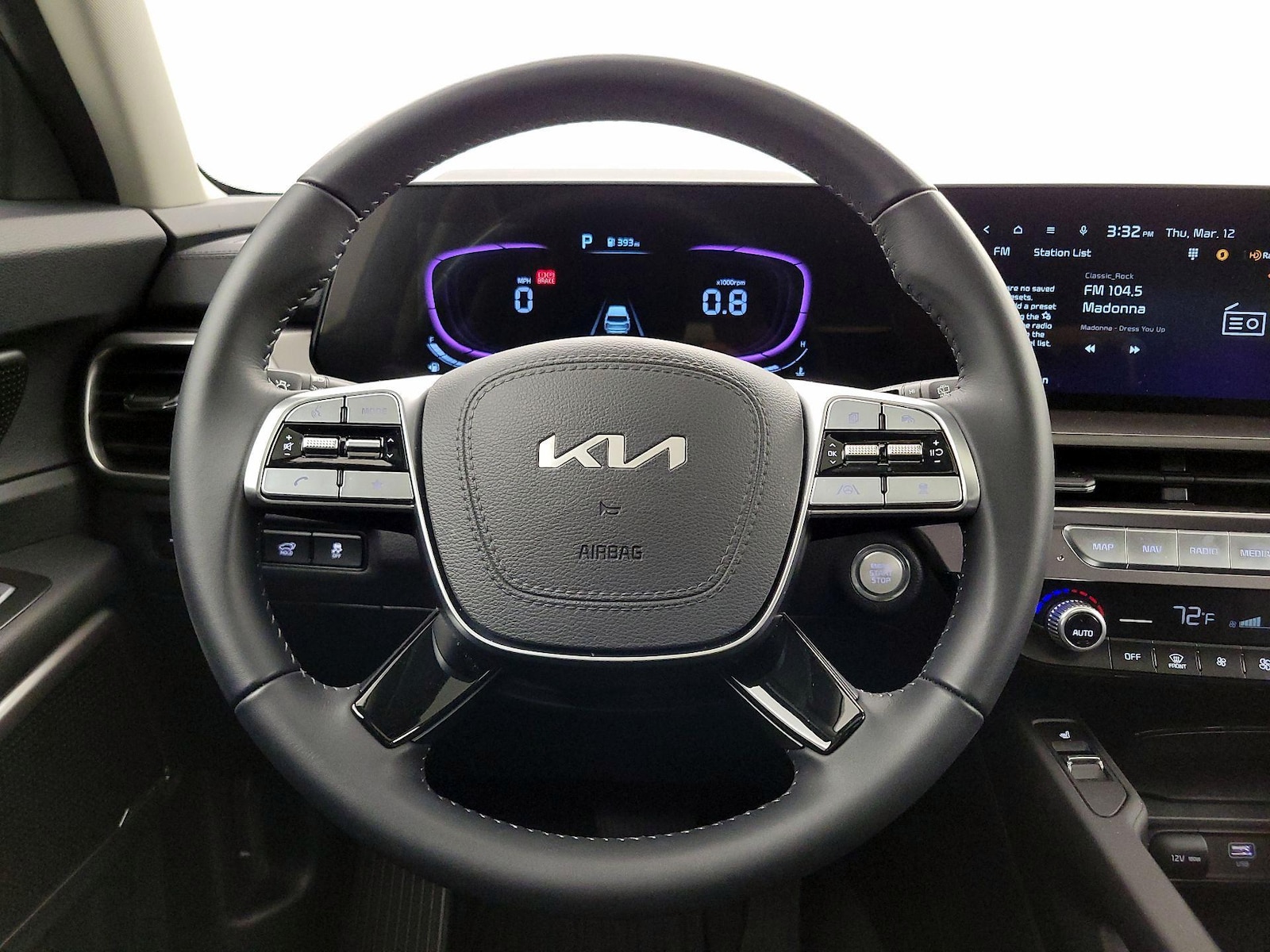 2025 Kia Telluride S - Photo 11