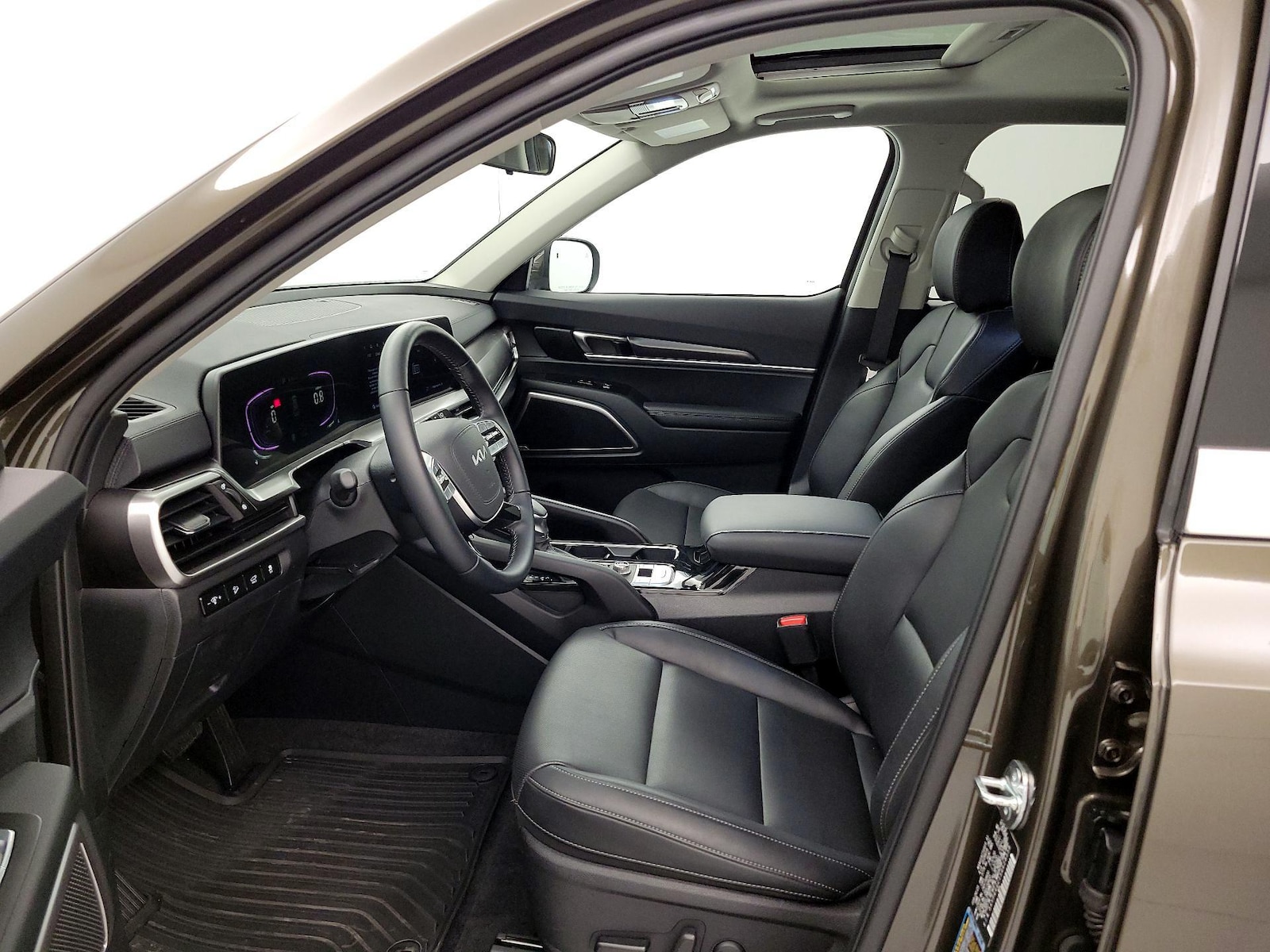 2025 Kia Telluride S - Photo 12