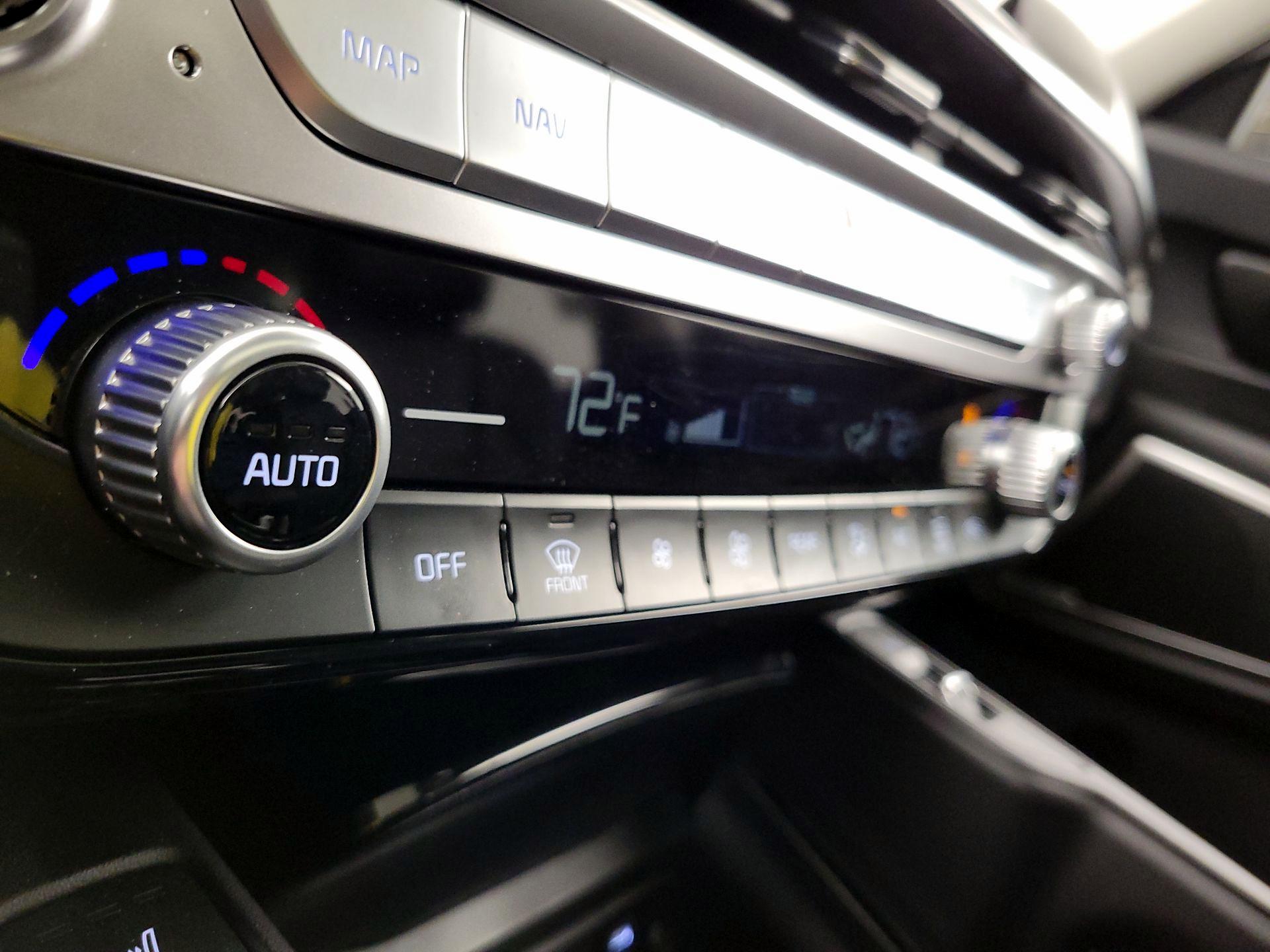 Thumbnail: 2025 Kia Telluride - 17