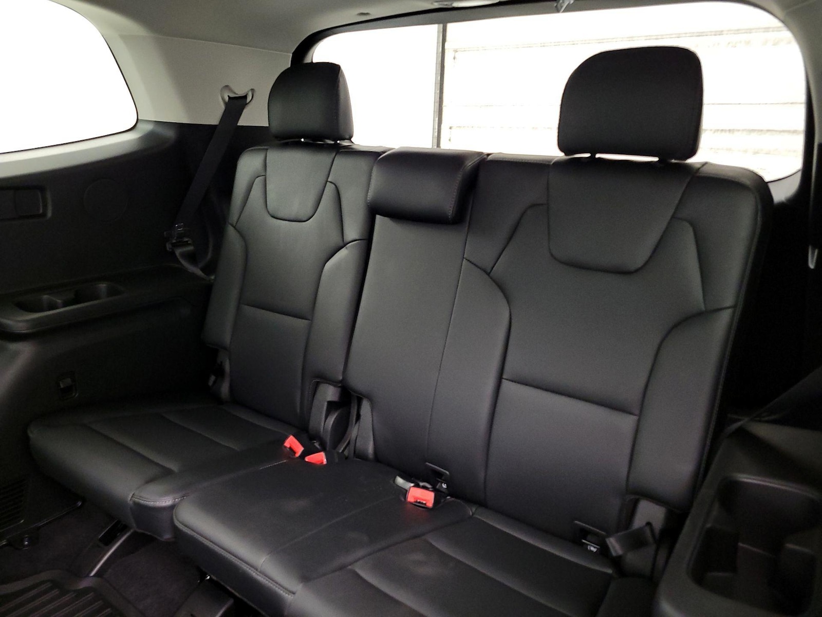 2025 Kia Telluride S - Photo 23