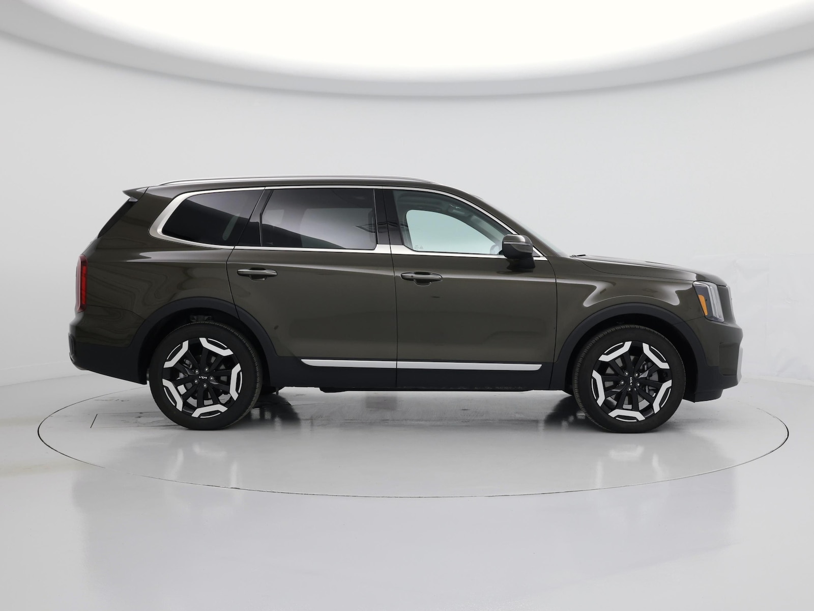 2025 Kia Telluride S - Photo 8