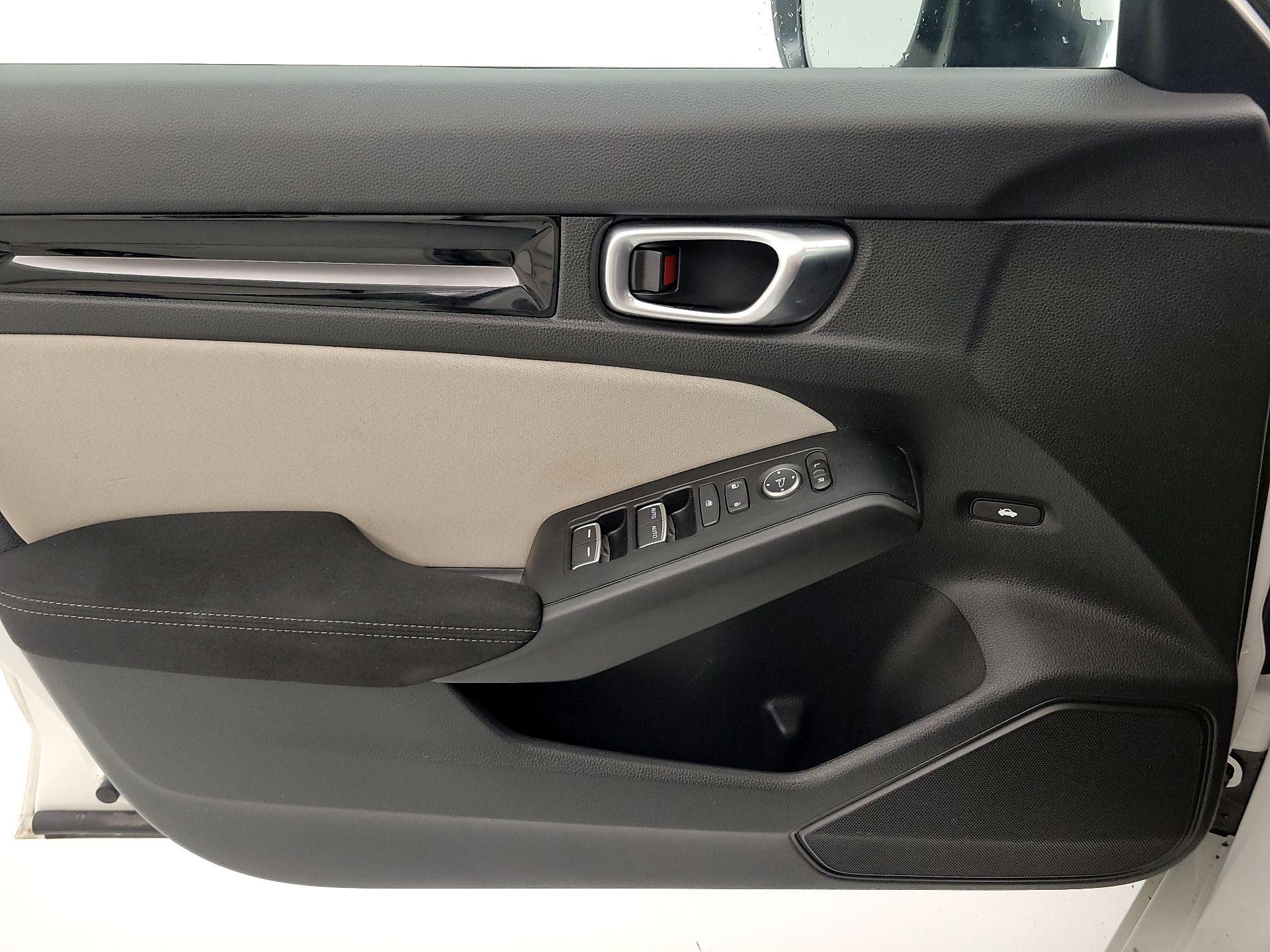 Thumbnail: 2024 Honda Civic - 12