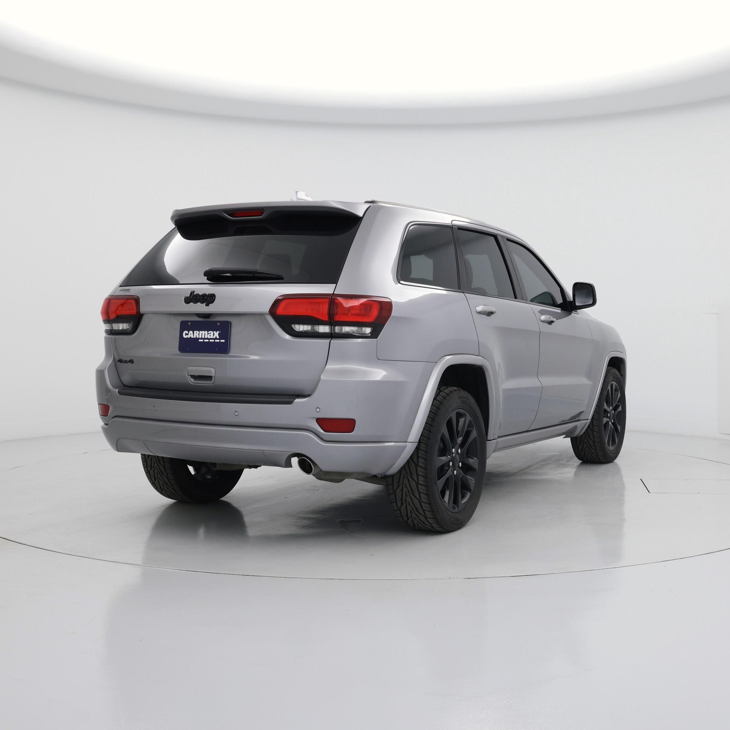 Thumbnail: 2019 Jeep Grand Cherokee - 8