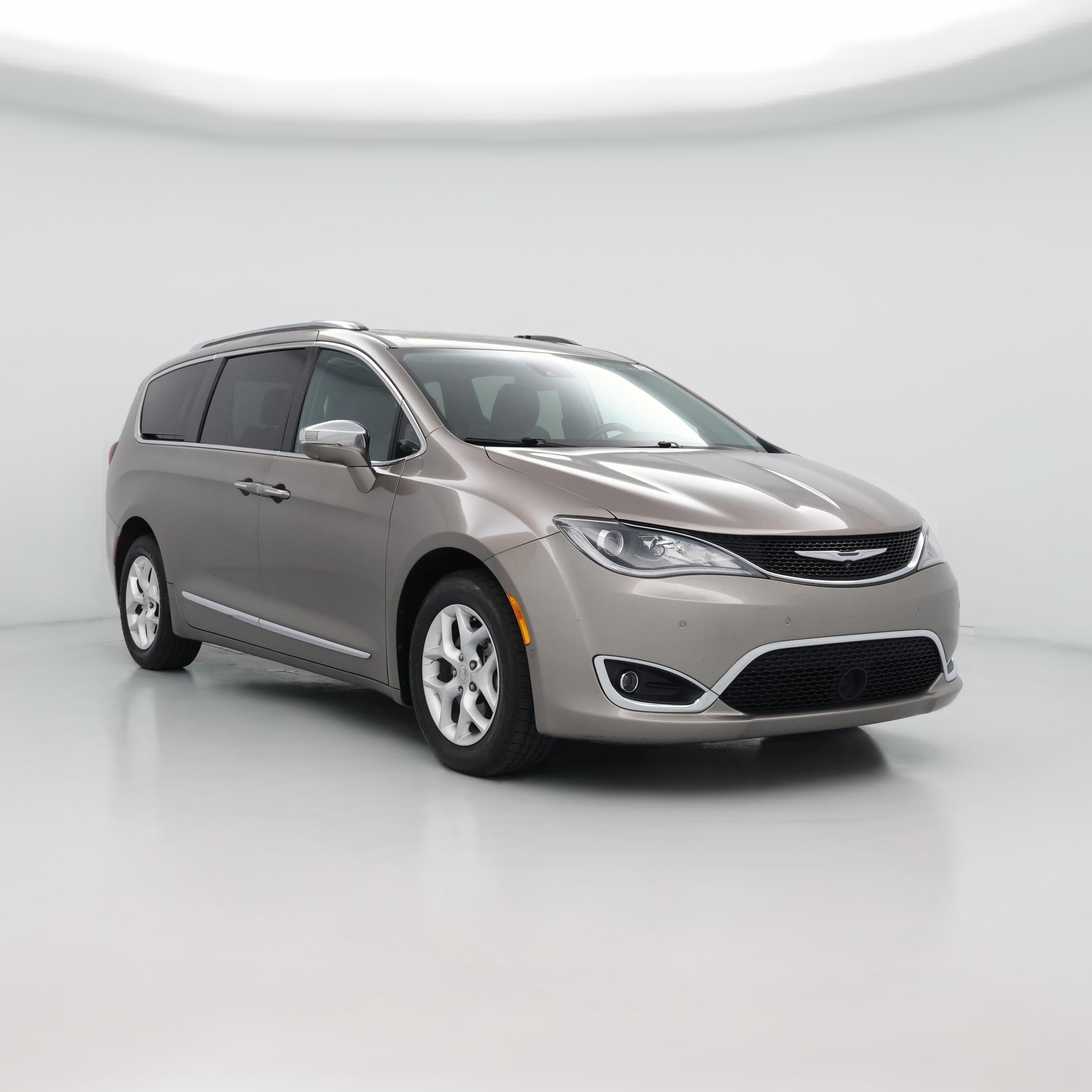Thumbnail: 2017 Chrysler Pacifica - 1