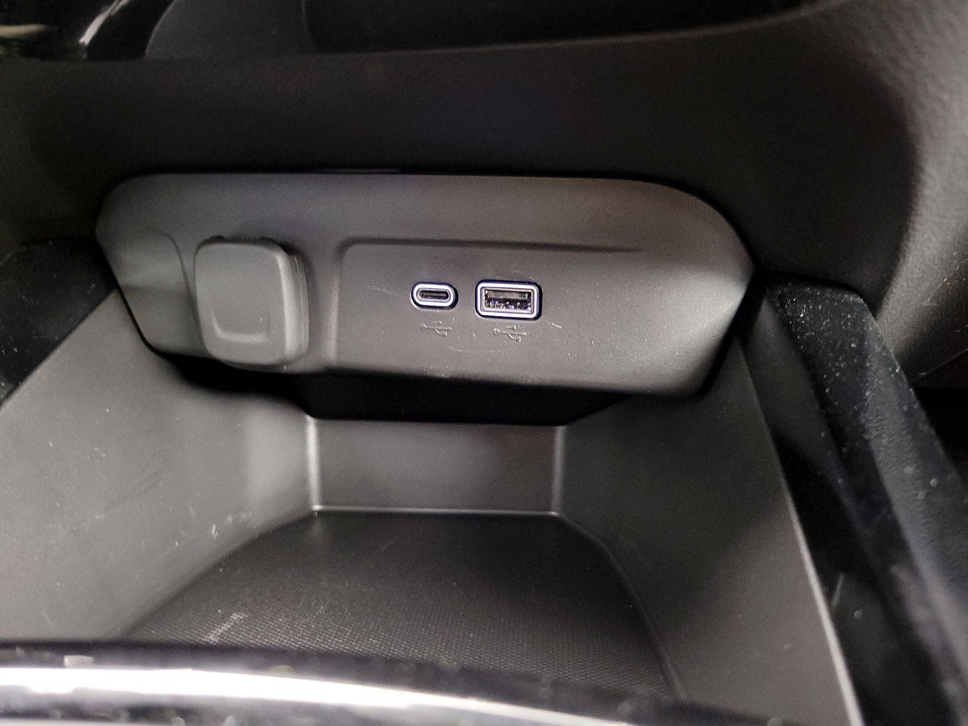 Thumbnail: 2025 Chevrolet Trax - 18