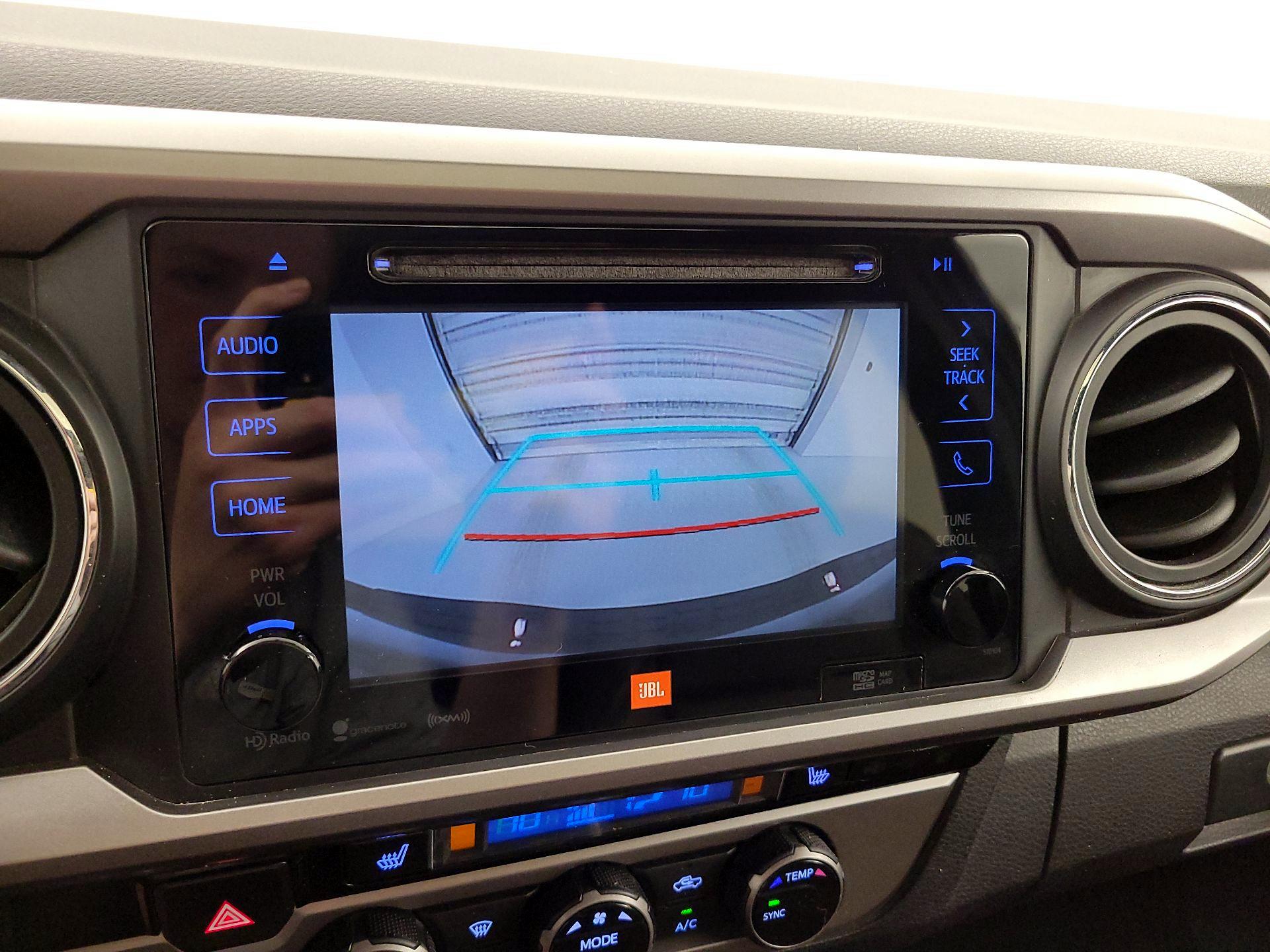 Thumbnail: 2017 Toyota Tacoma - 15